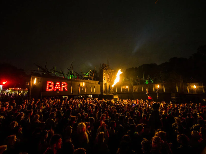 Glastonbury-2013-Shangri-La-Walls-Of-Hell.jpg