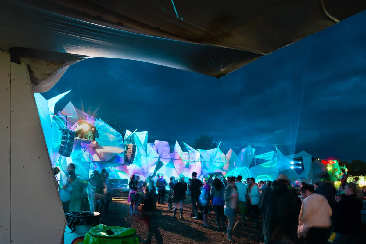 Glastonbury-2014-Shangri-La-Heaven-Frontage-Video-Mapped-1.jpg