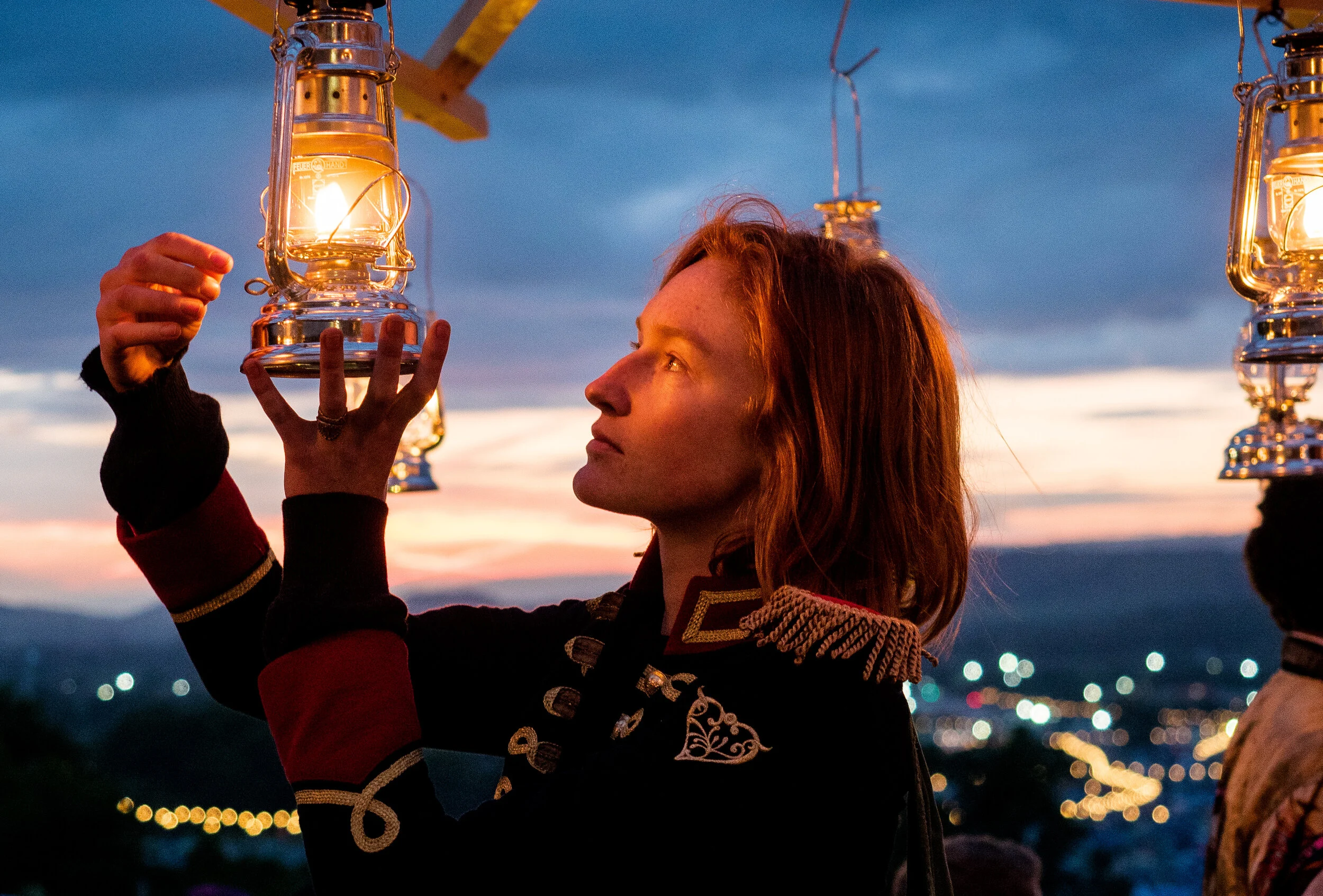 Glastonbury-Temple-Light-A-Lamp-Alex-Volkers.jpg