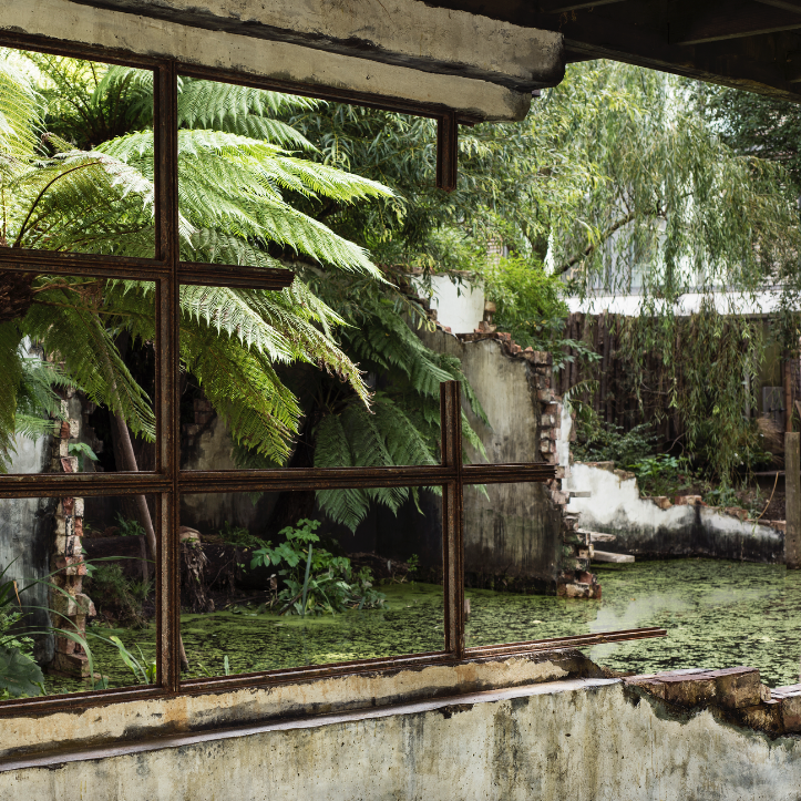Victoria-Miro-Gallery-Alex-Hartley-Modernist-Ruin-Union-Canal-Window-Frame-Detail.png
