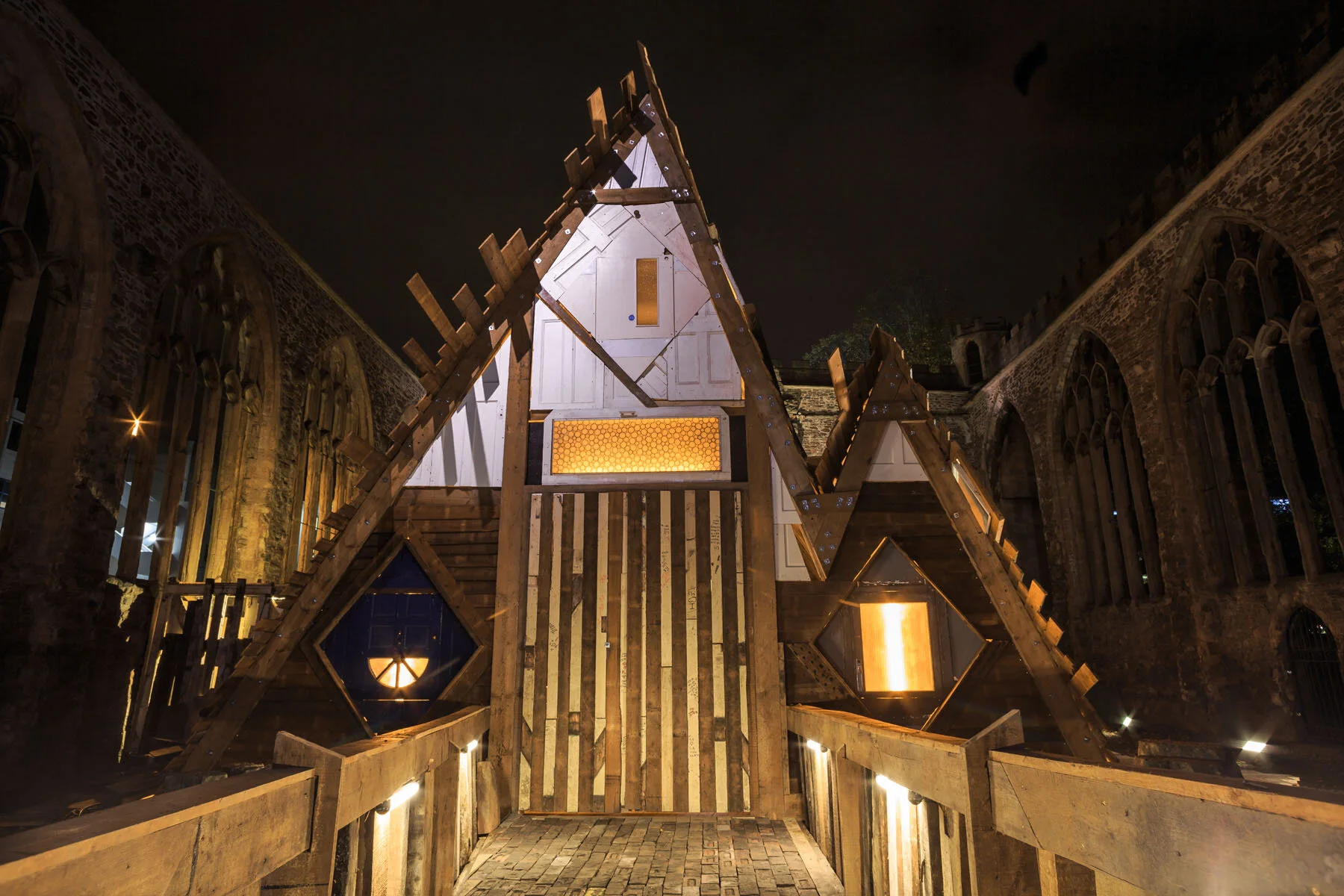 Sanctum-Bristol-Situations-Theaster-Gates-Performance-Venue-Entrance-Night.jpg