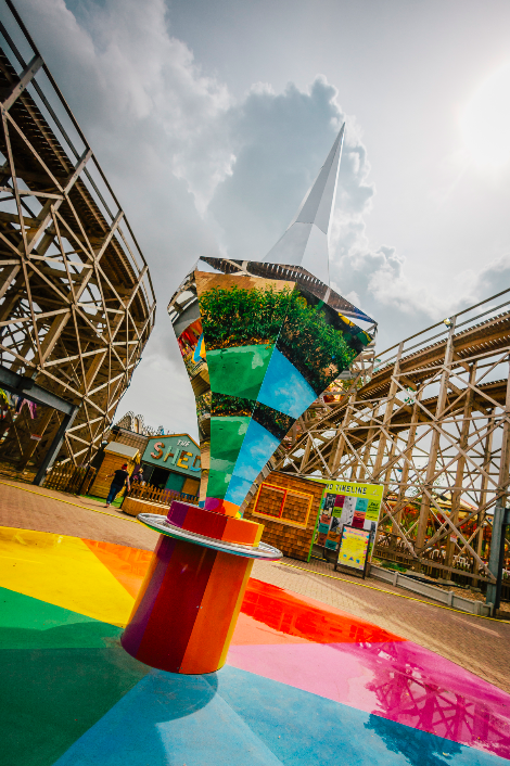 Dreamland-Spinning-Top-Mirrored-Reflections-3.png