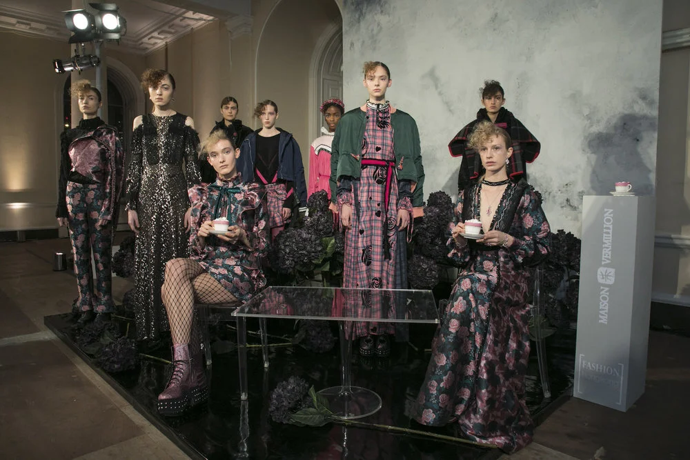 Fashion-Hong-Kong-Event-London-Somerset-House-Mirrored-Vinyl-Hand-Painted-Canvas.jpg