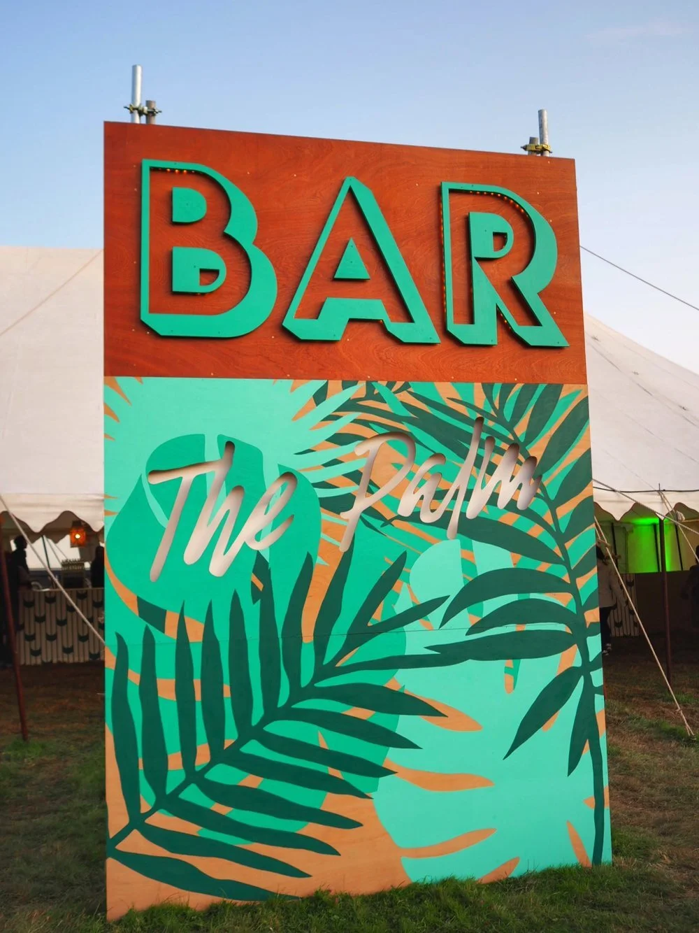WeWork-Summer-Camp-Festival-2017-Bar-Signage.jpeg