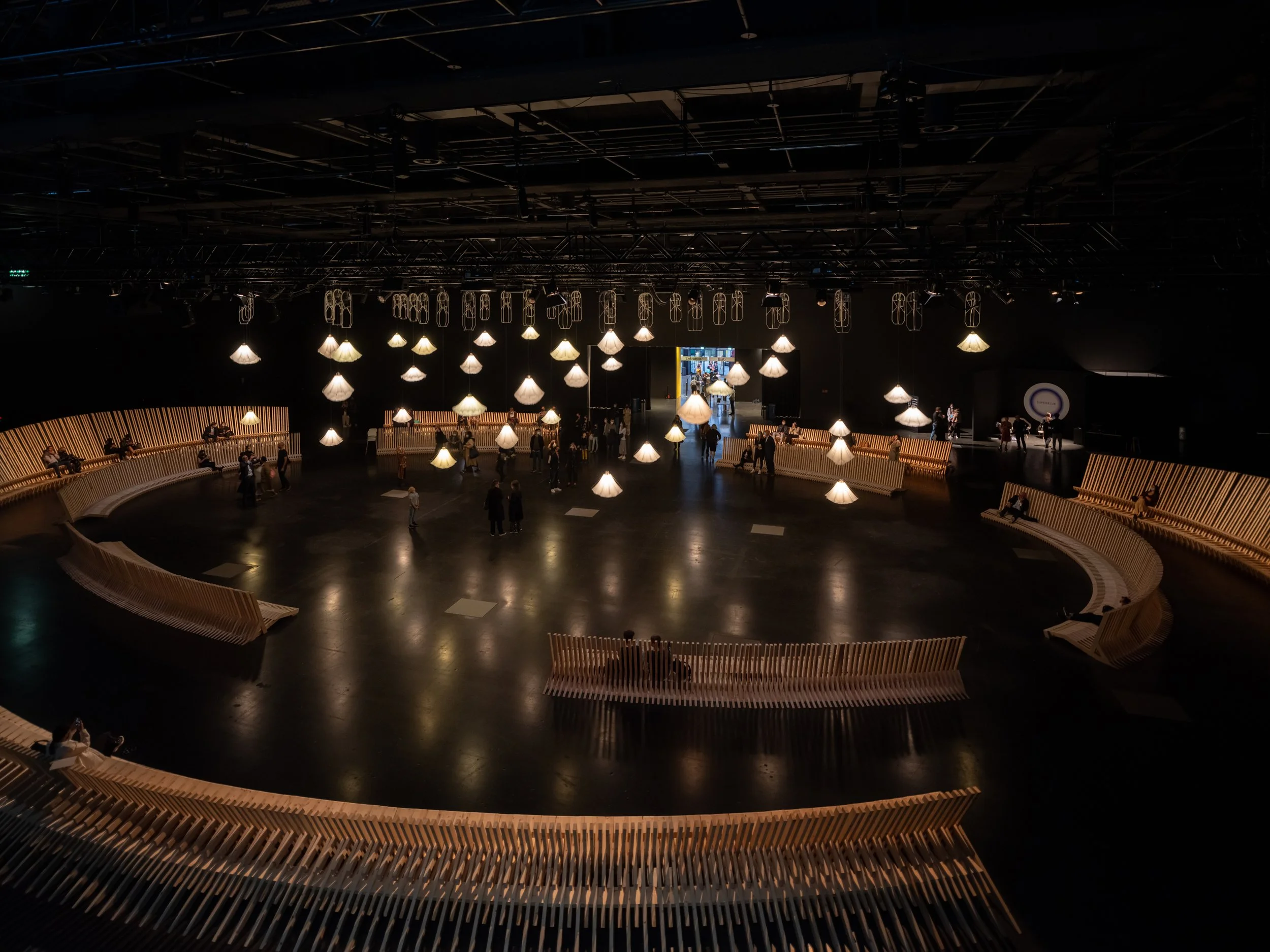 2073_ShyLight_Art_Basel_©Ossip.jpg
