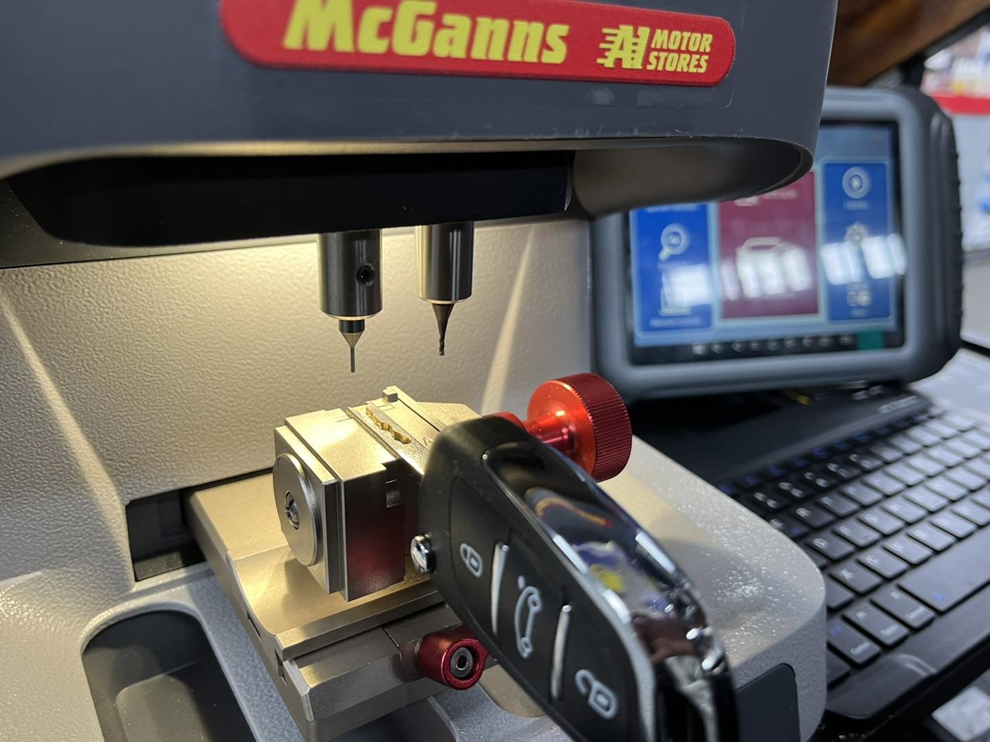 Car Key Cut and Programming