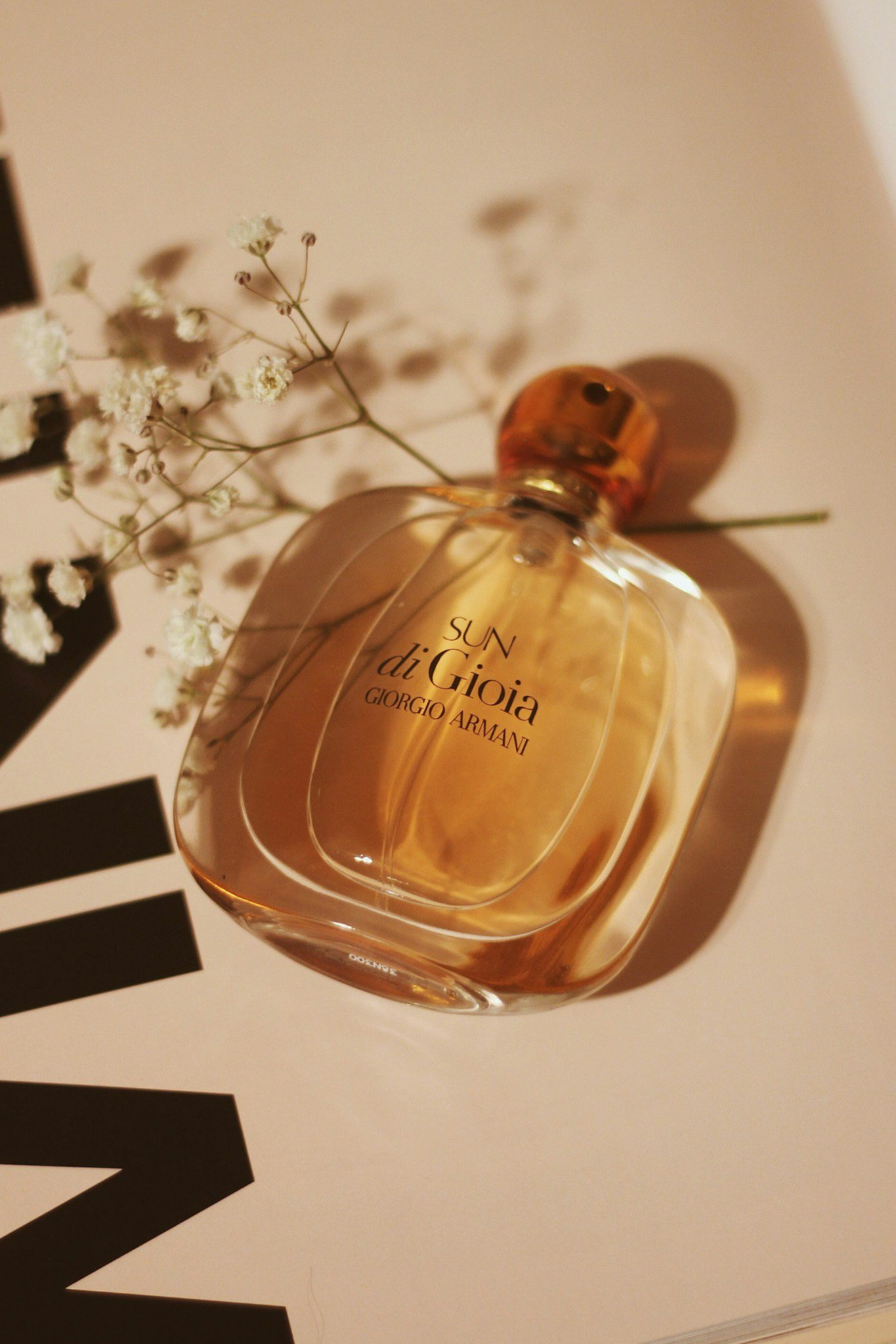 sun di gioia giorgio armani luxury perfume bottle creative shot