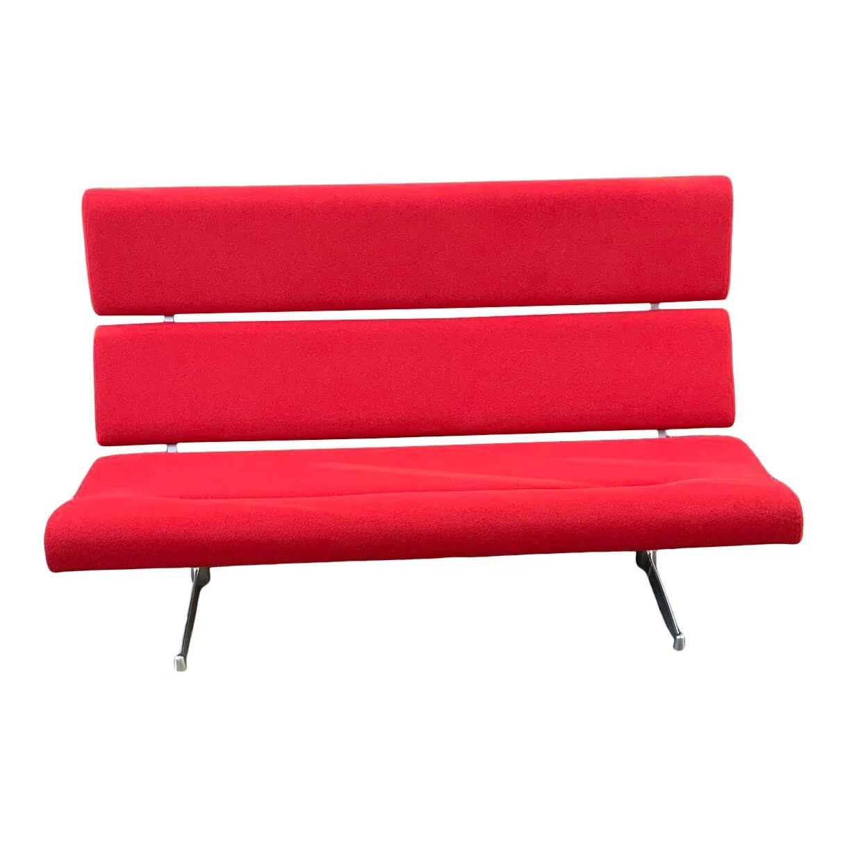 switch-labo-f-type-red-settee-4976.jpeg