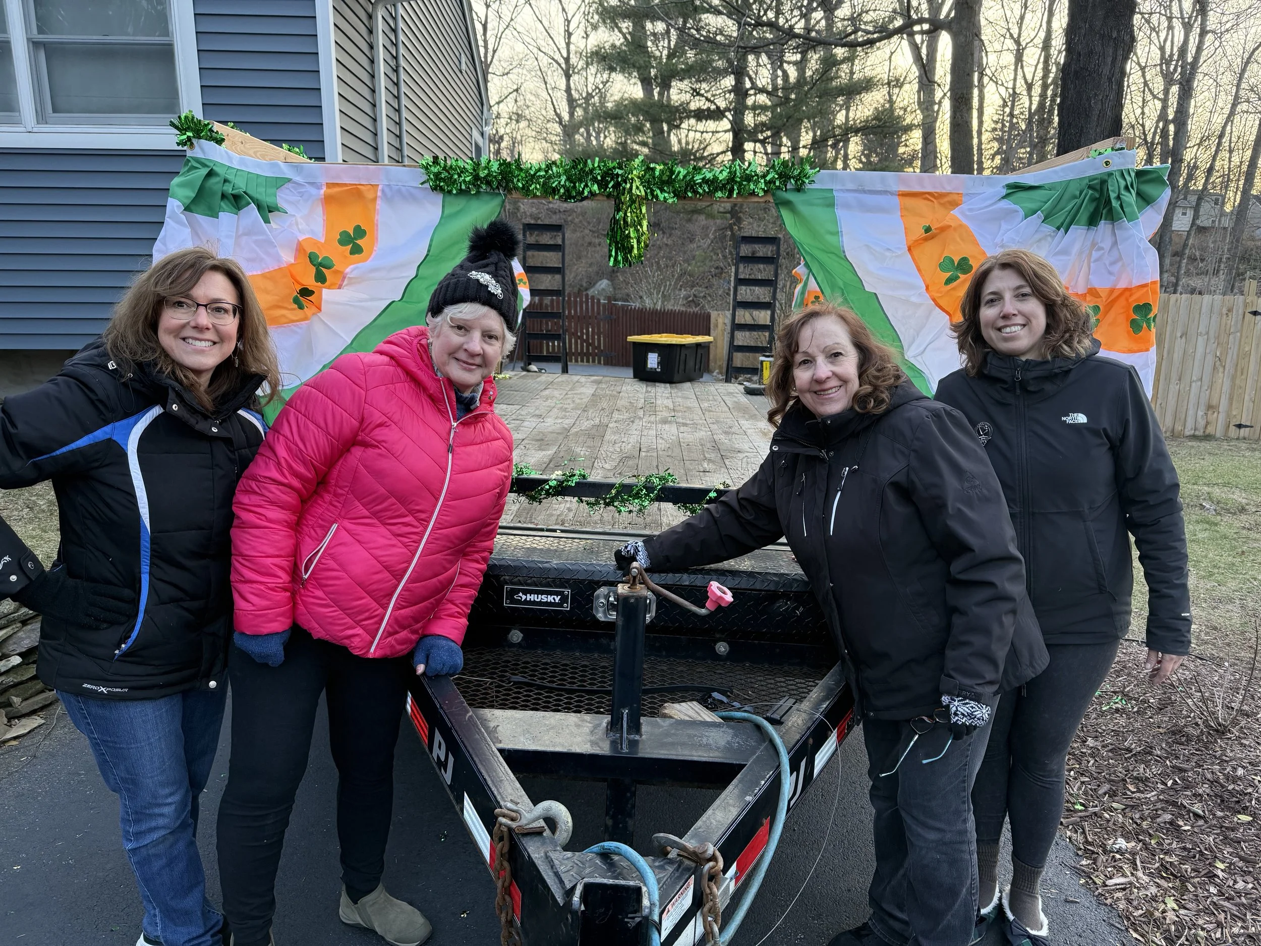 Decorating the Republican Club float for Ringwood's St. Patrick's Day march!