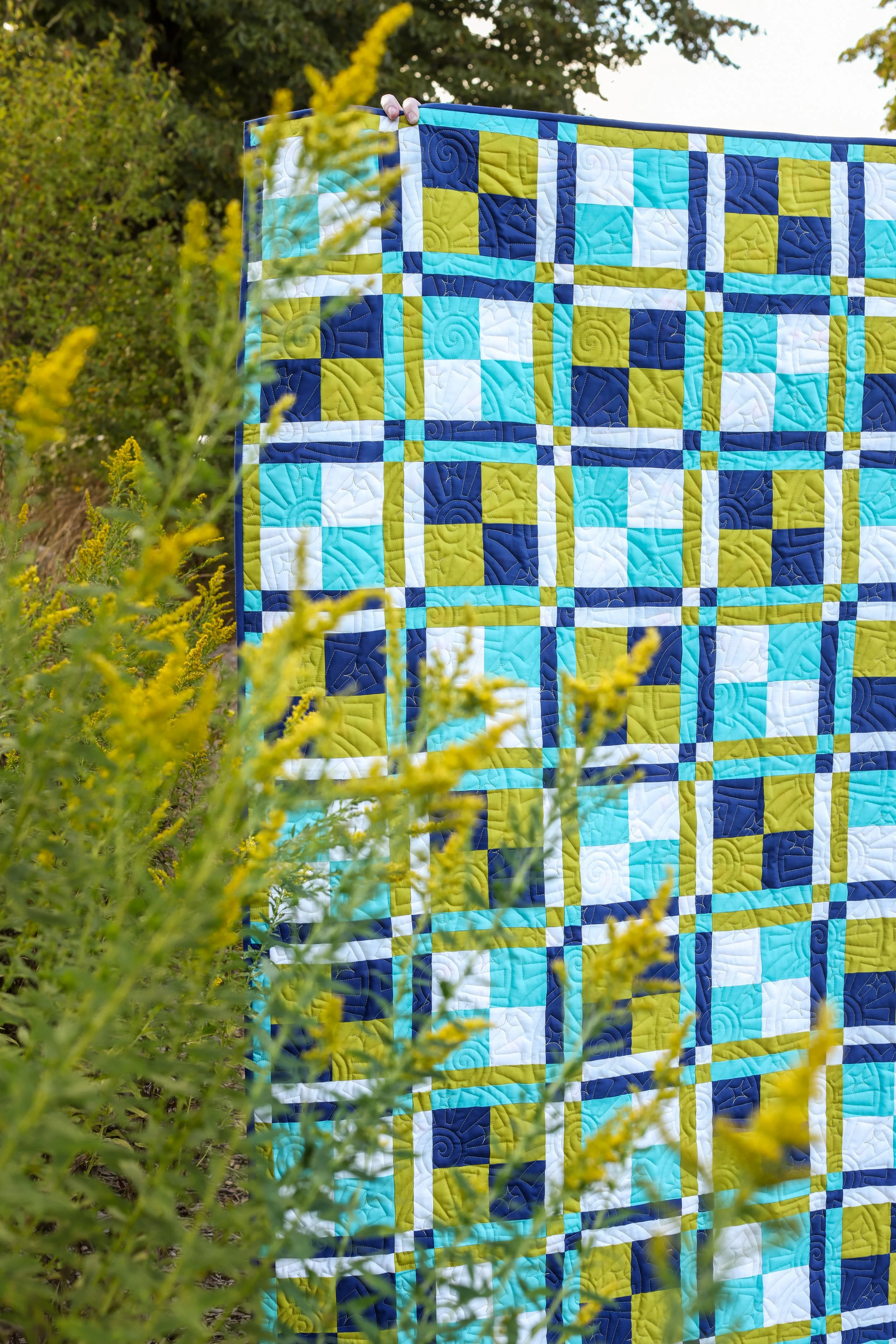 RSS Solid Fabrics, Window Party Quilt Pattern 2.jpg
