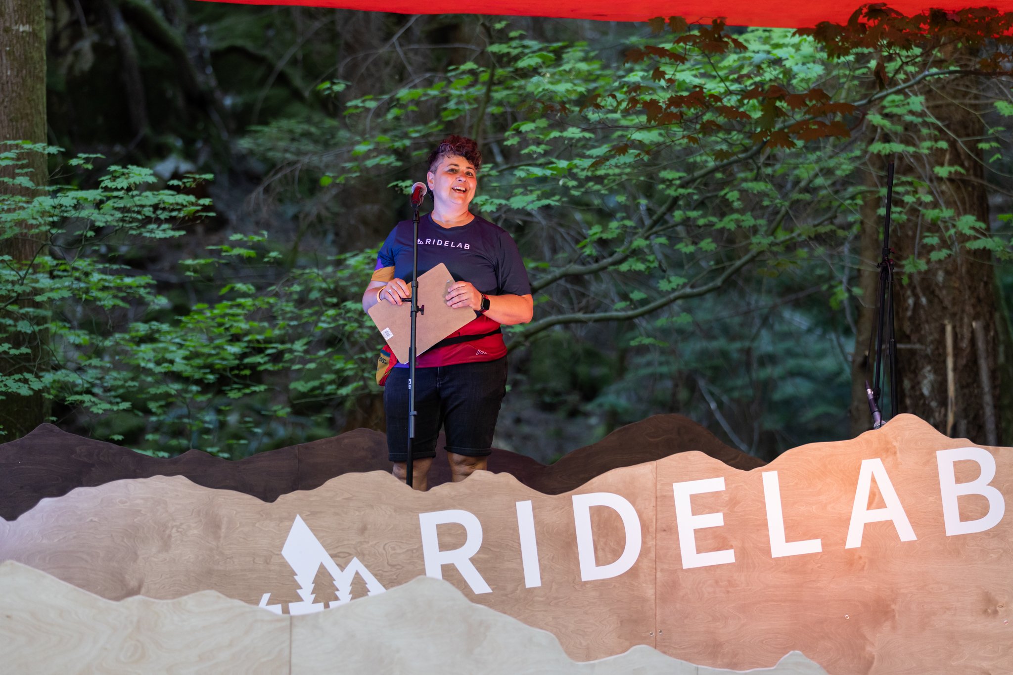  Emcee Debora (no h!) de Napoli kicked things off on the RIDELAB stage in the forest.  