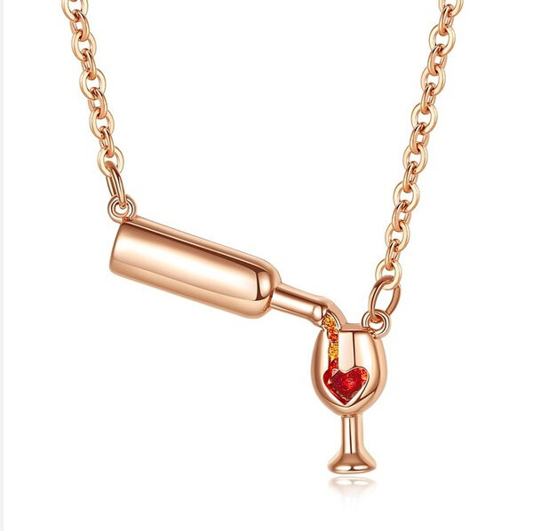 gold necklace.jpeg