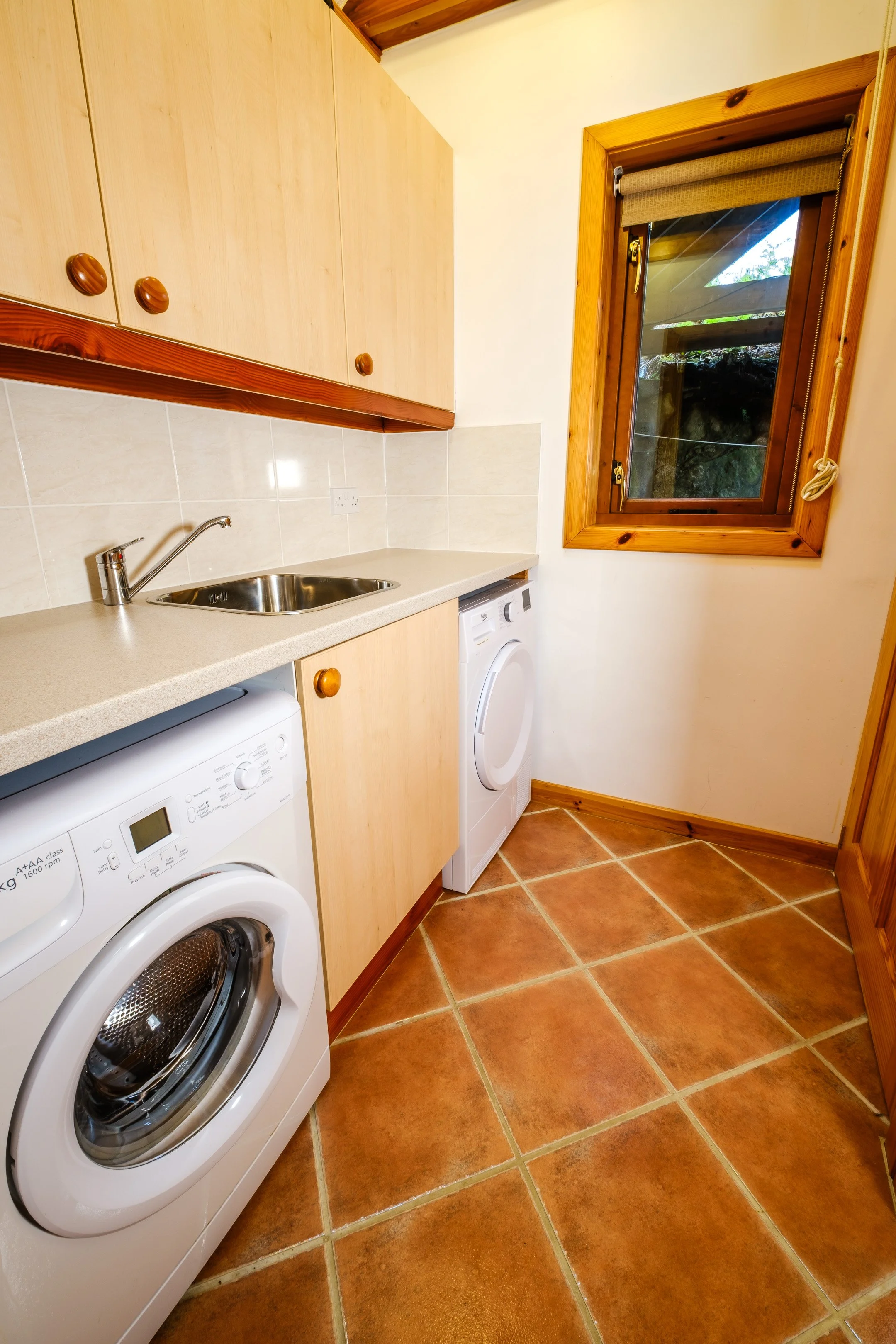Utiltiy room Usige Beo Self catering cottage on the shores of Loch sunart,  Ardnamurchan (Copy)