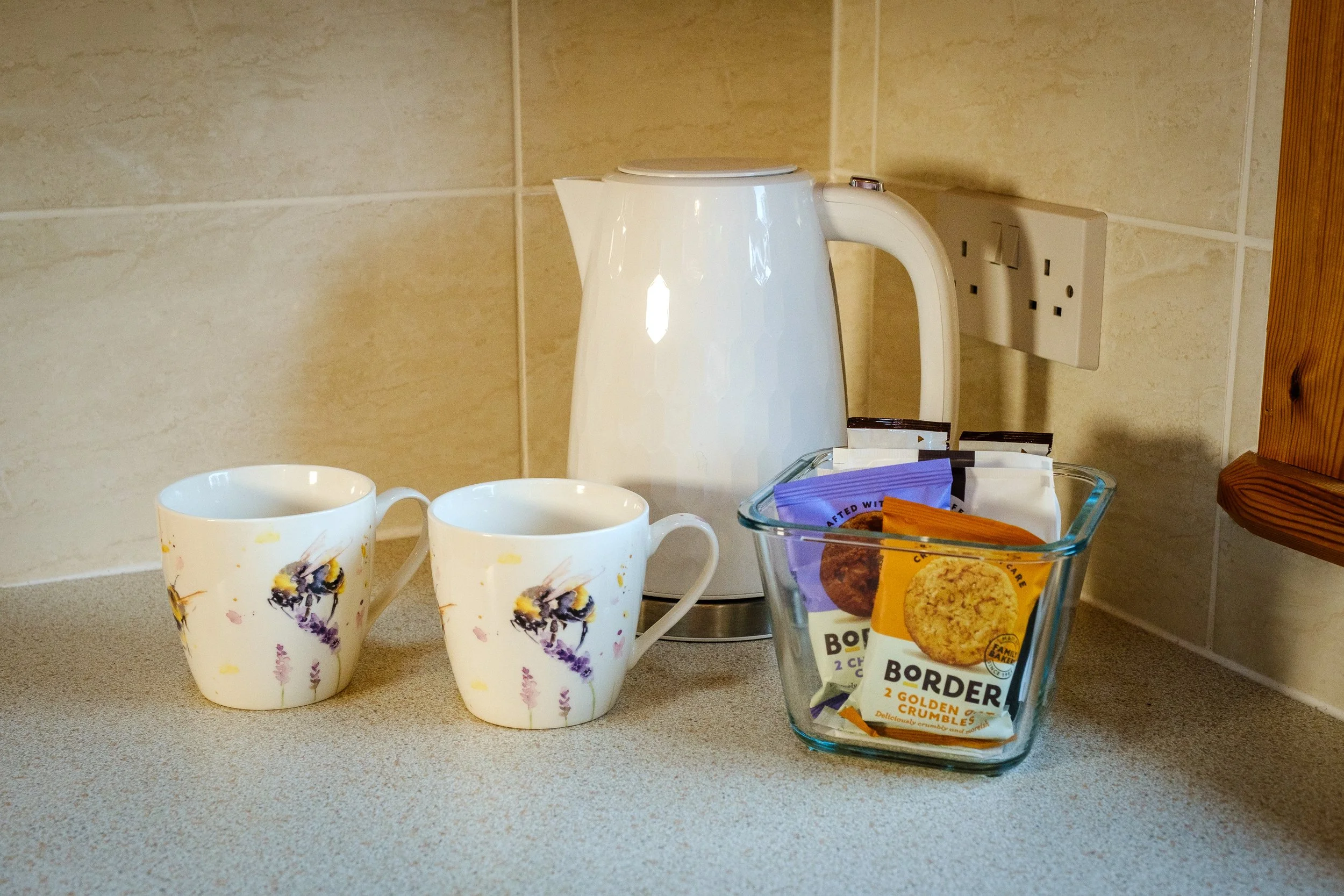 Welcome tea, coffee and biscuits. Usige Beo Self catering cottage on the shores of Loch sunart,  Ardnamurchan (Copy)