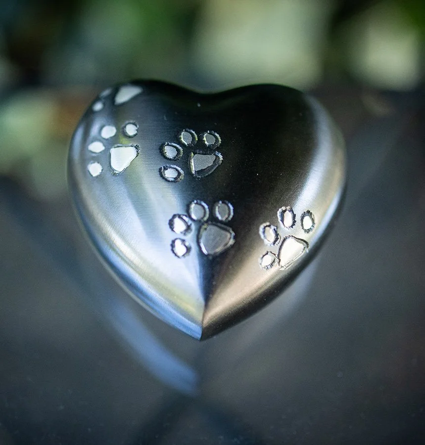 Brass-heart-urn.jpg