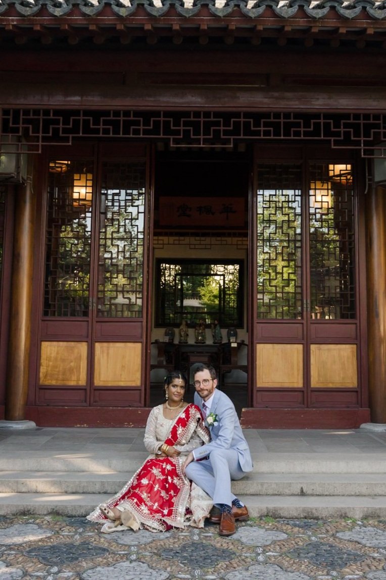 wedding at sun yat sen garden in chinatown 