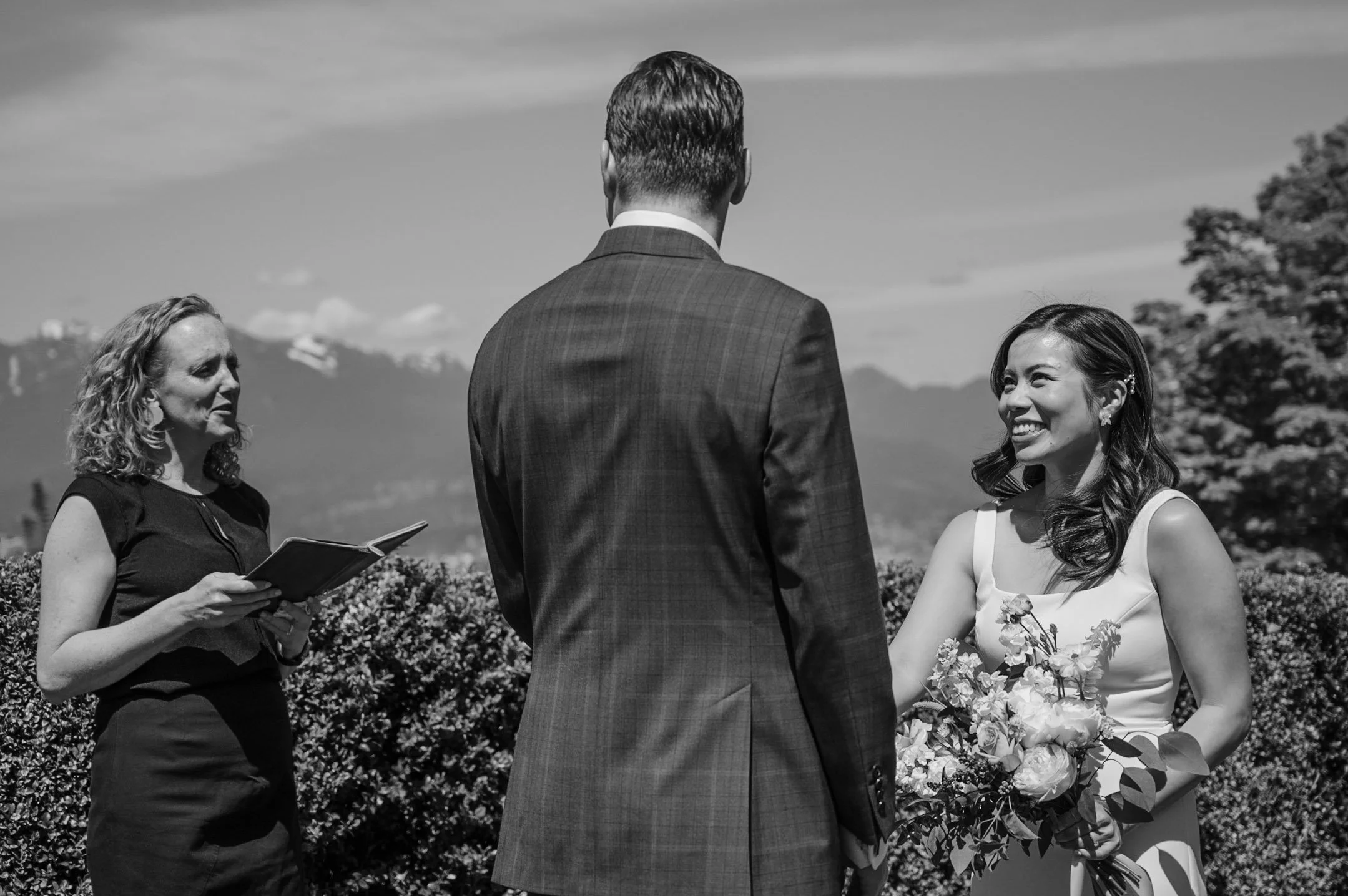 Eloping Vs Wedding Which Is Right For You Vancouver Wedding eloping-vs-wedding-which-is-right-for-you-vancouver-wedding