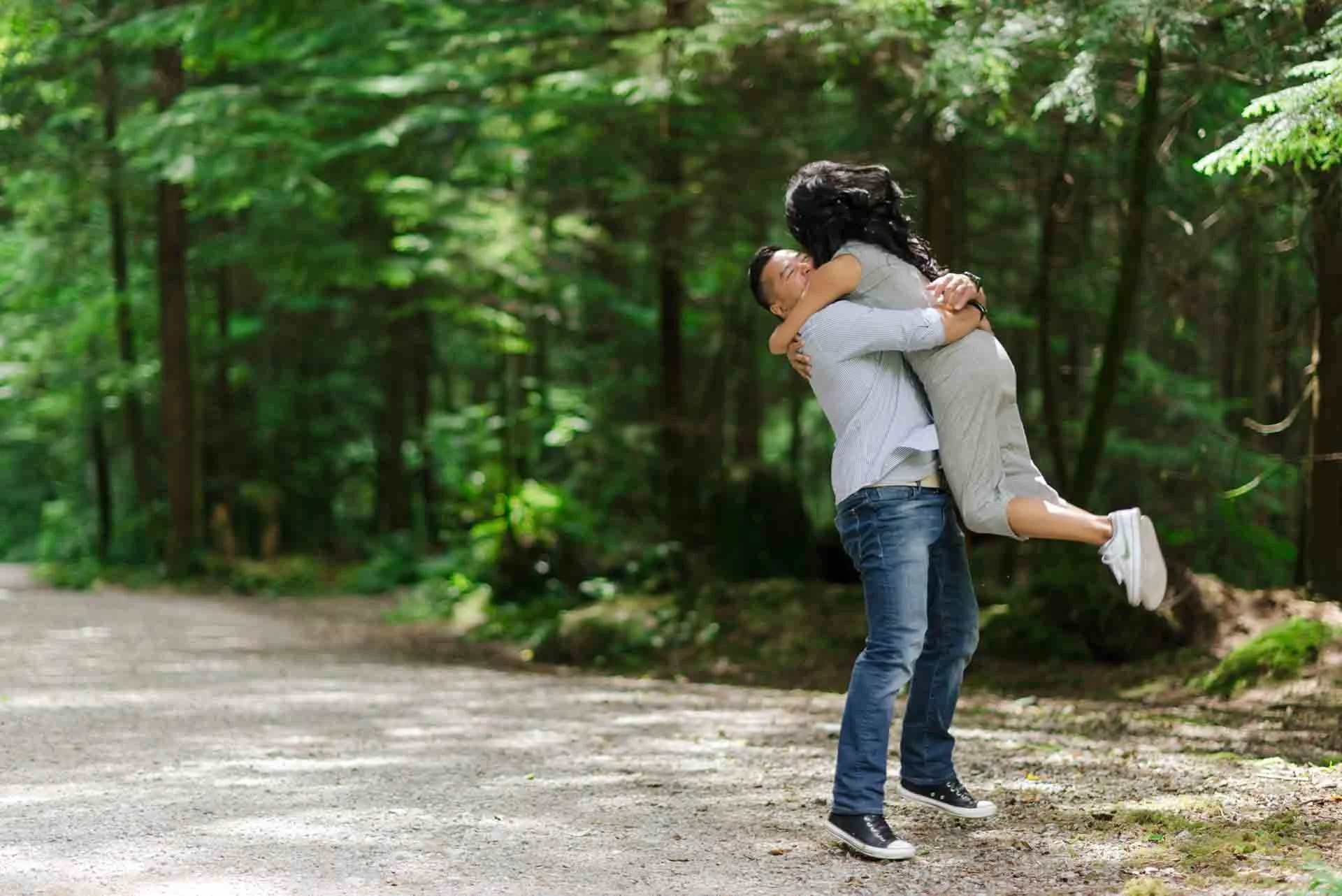 lynn valley headwaters engagement photo location 005.jpg