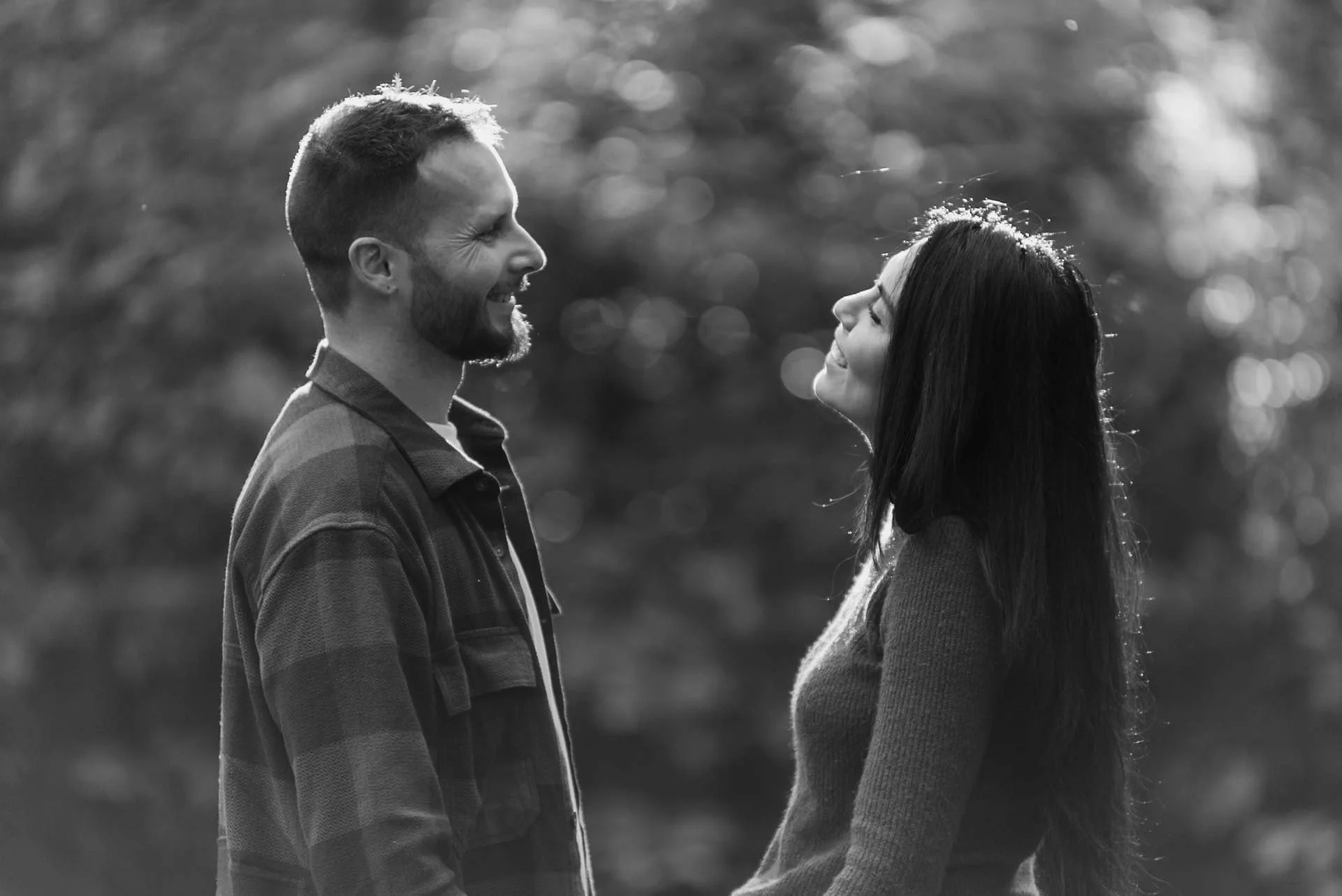 lighthouse park engagement photos 9.jpg