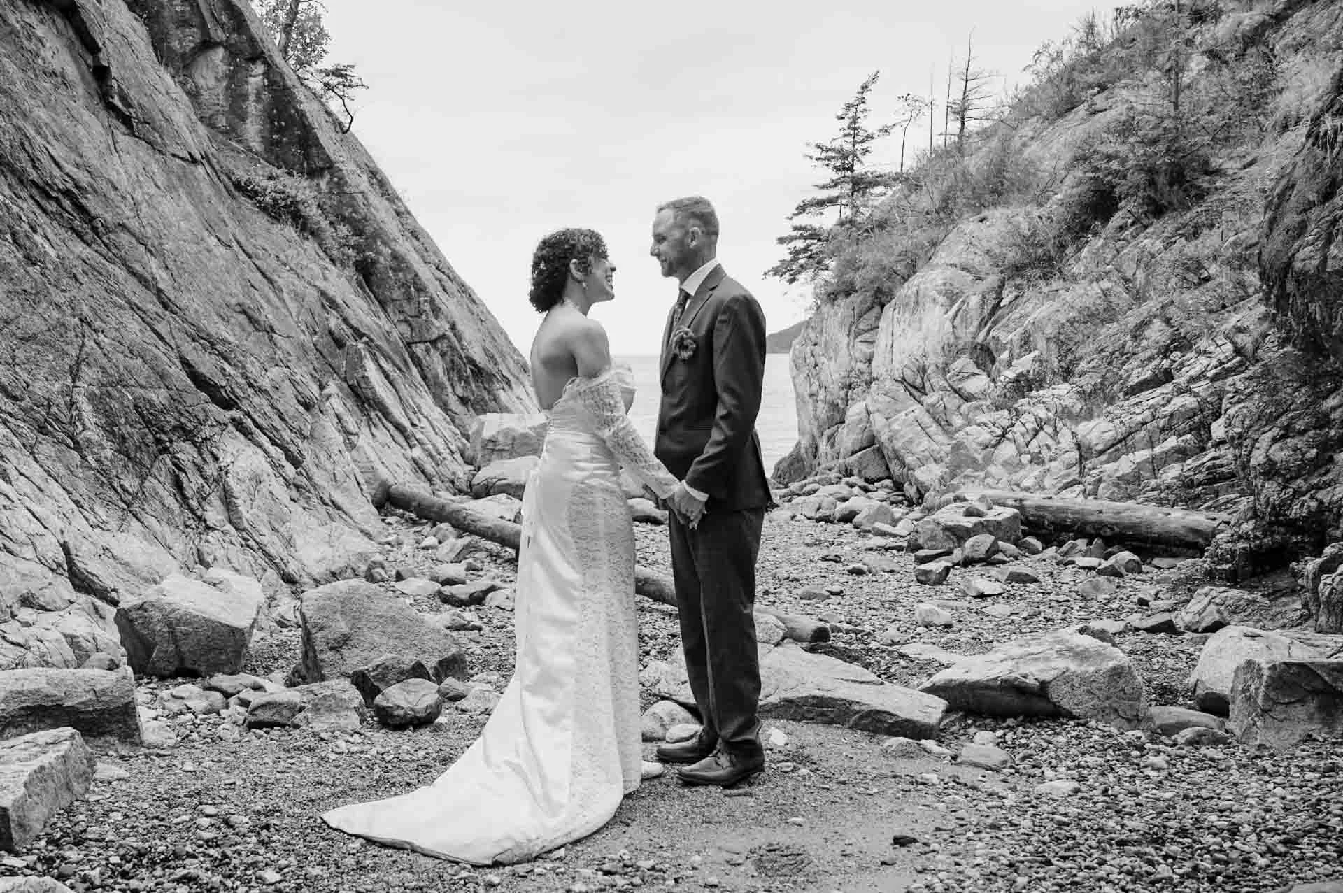 what is an adventure elopement 043.jpg