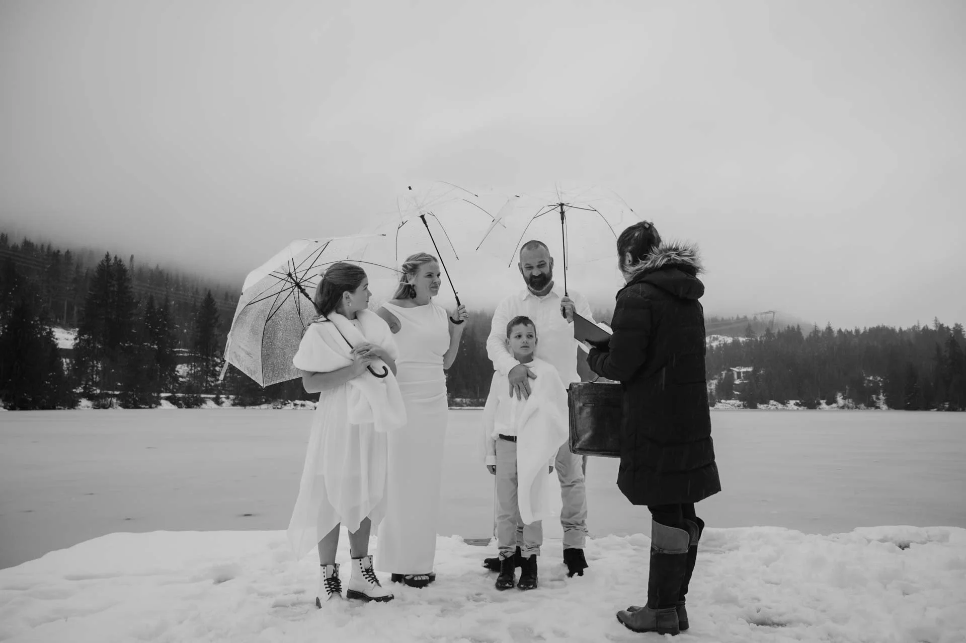 nita lake elopement 027.jpg