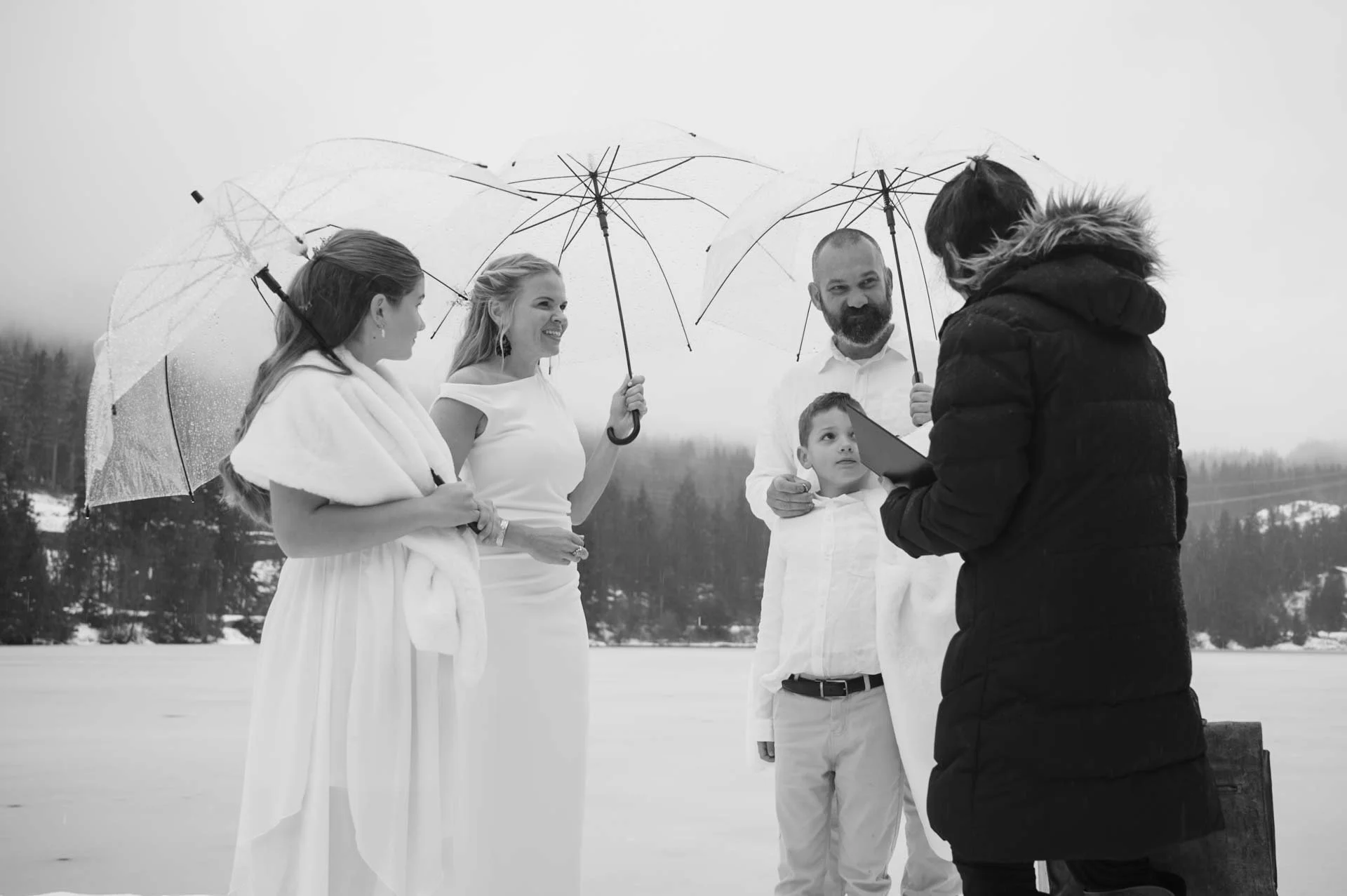 nita lake elopement 030.jpg