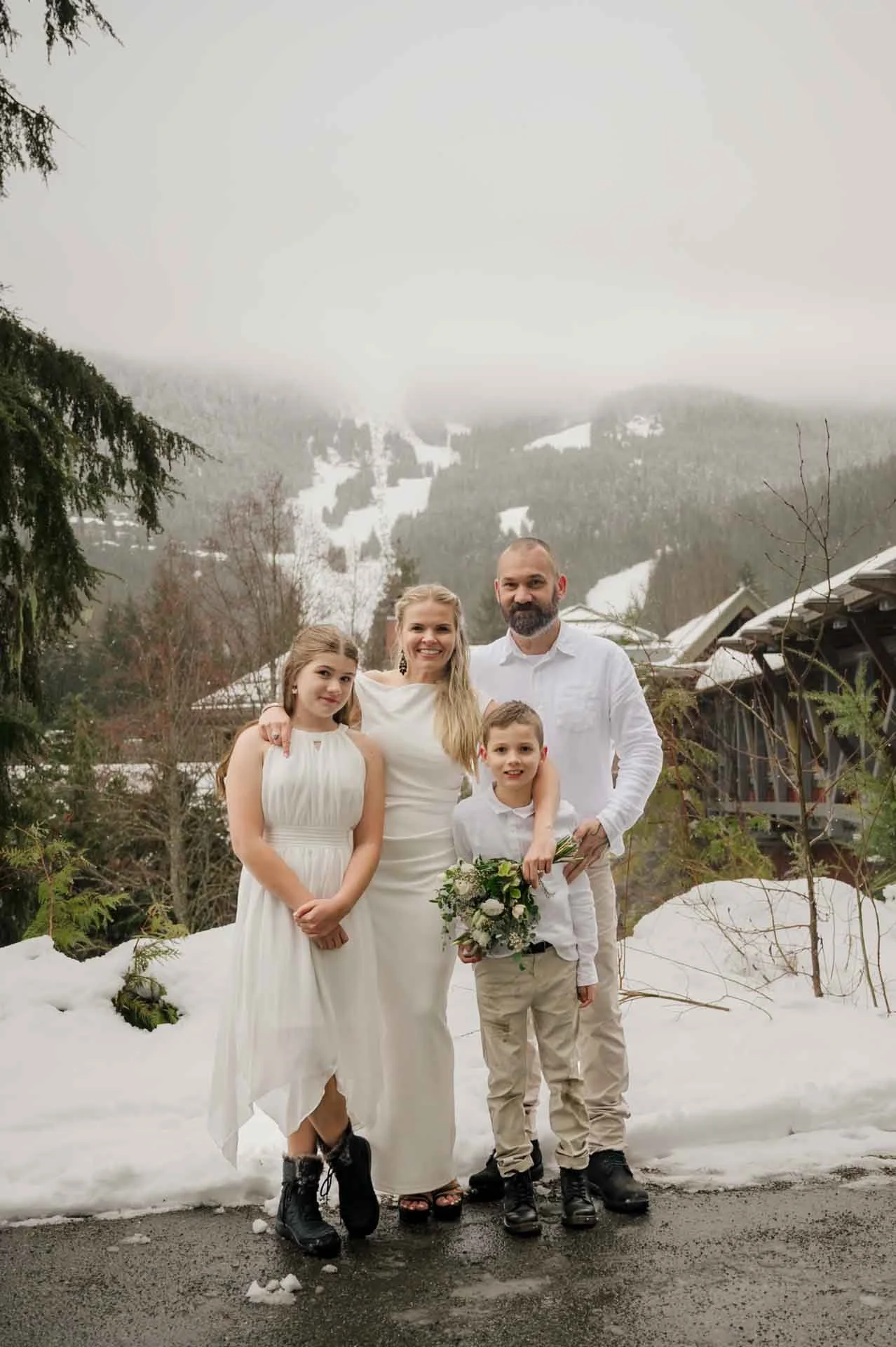 nita lake elopement 047.jpg