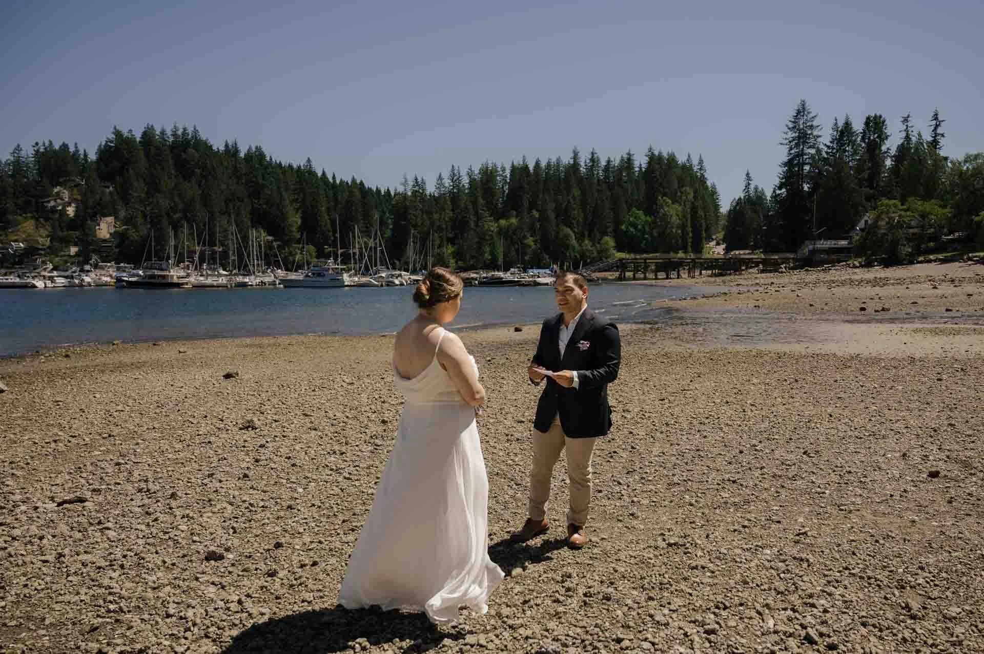 Deep cove elopement 015.jpg