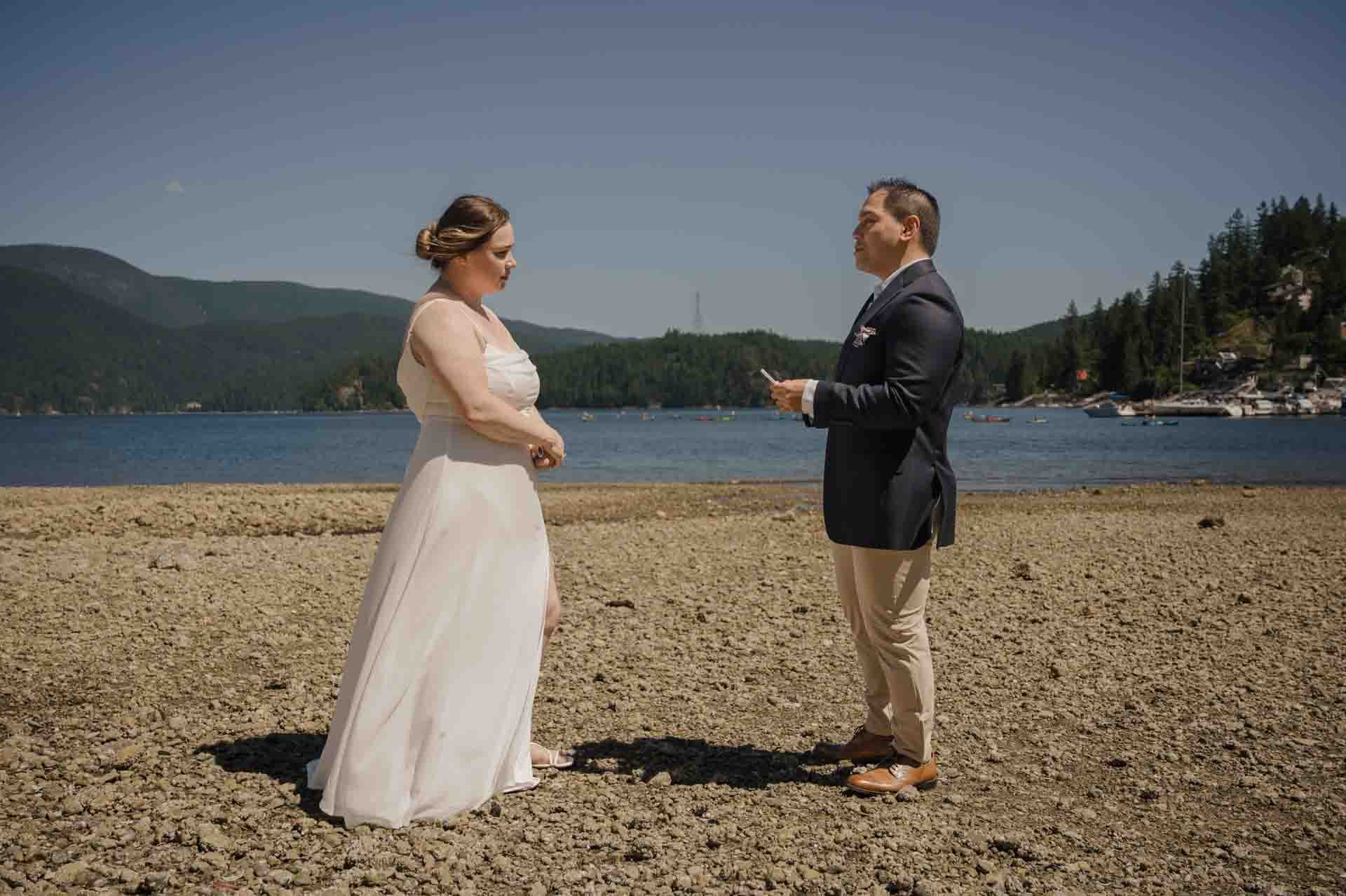 Deep cove elopement 016.jpg