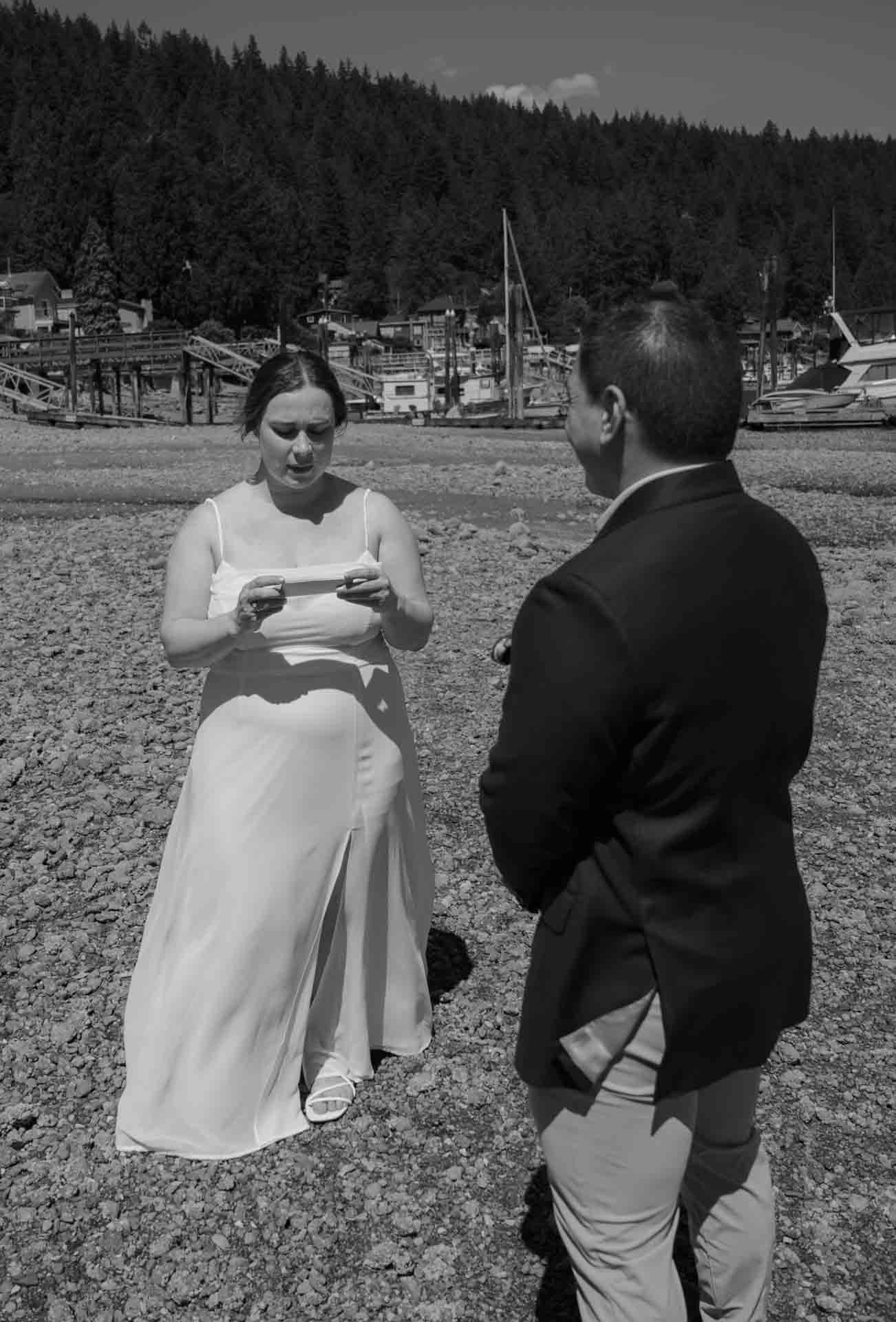 Deep cove elopement 017.jpg
