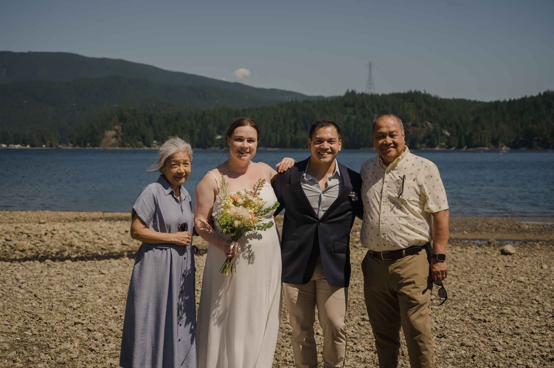 Deep cove elopement 027.jpg