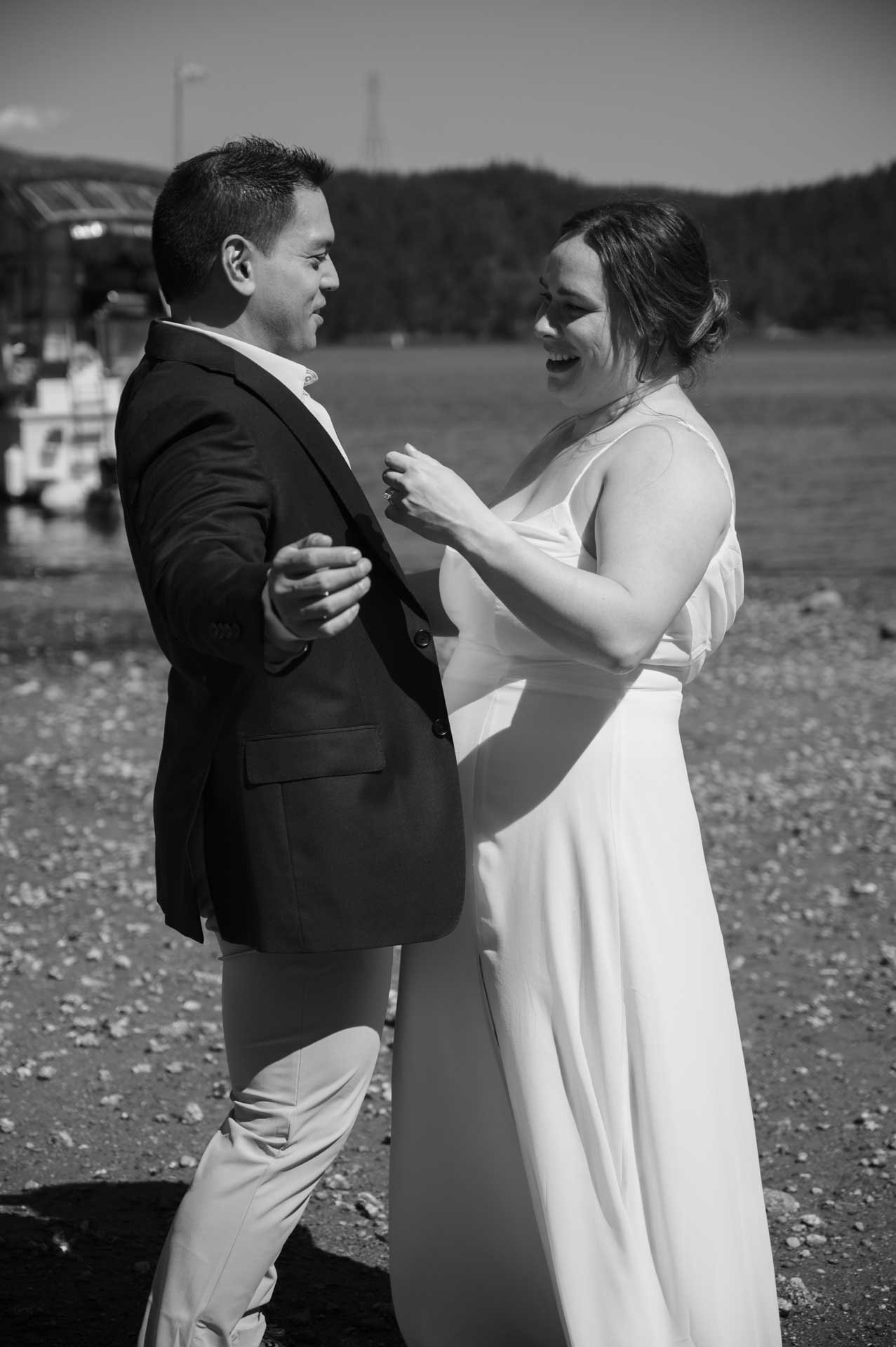 Deep cove elopement 035.jpg