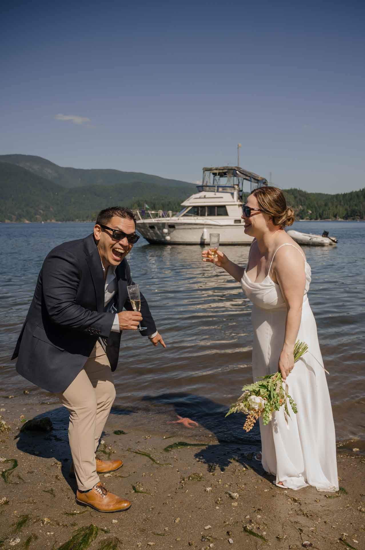 Deep cove elopement 044.jpg