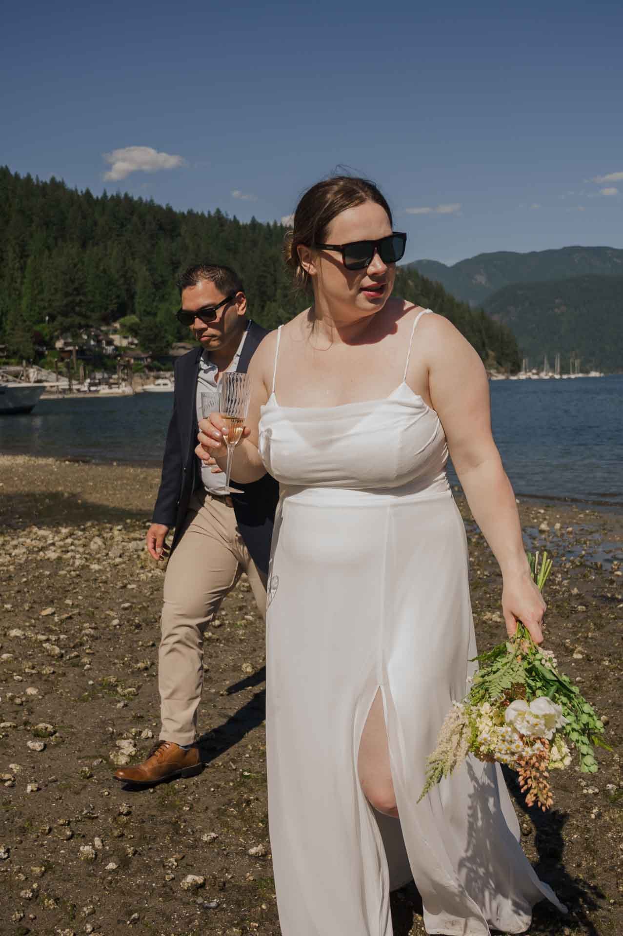 Deep cove elopement 045.jpg