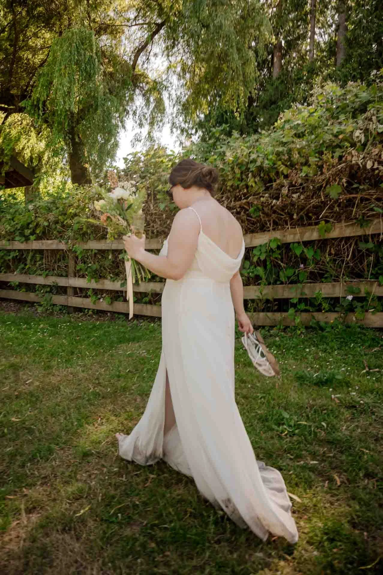 Deep cove elopement 047.jpg
