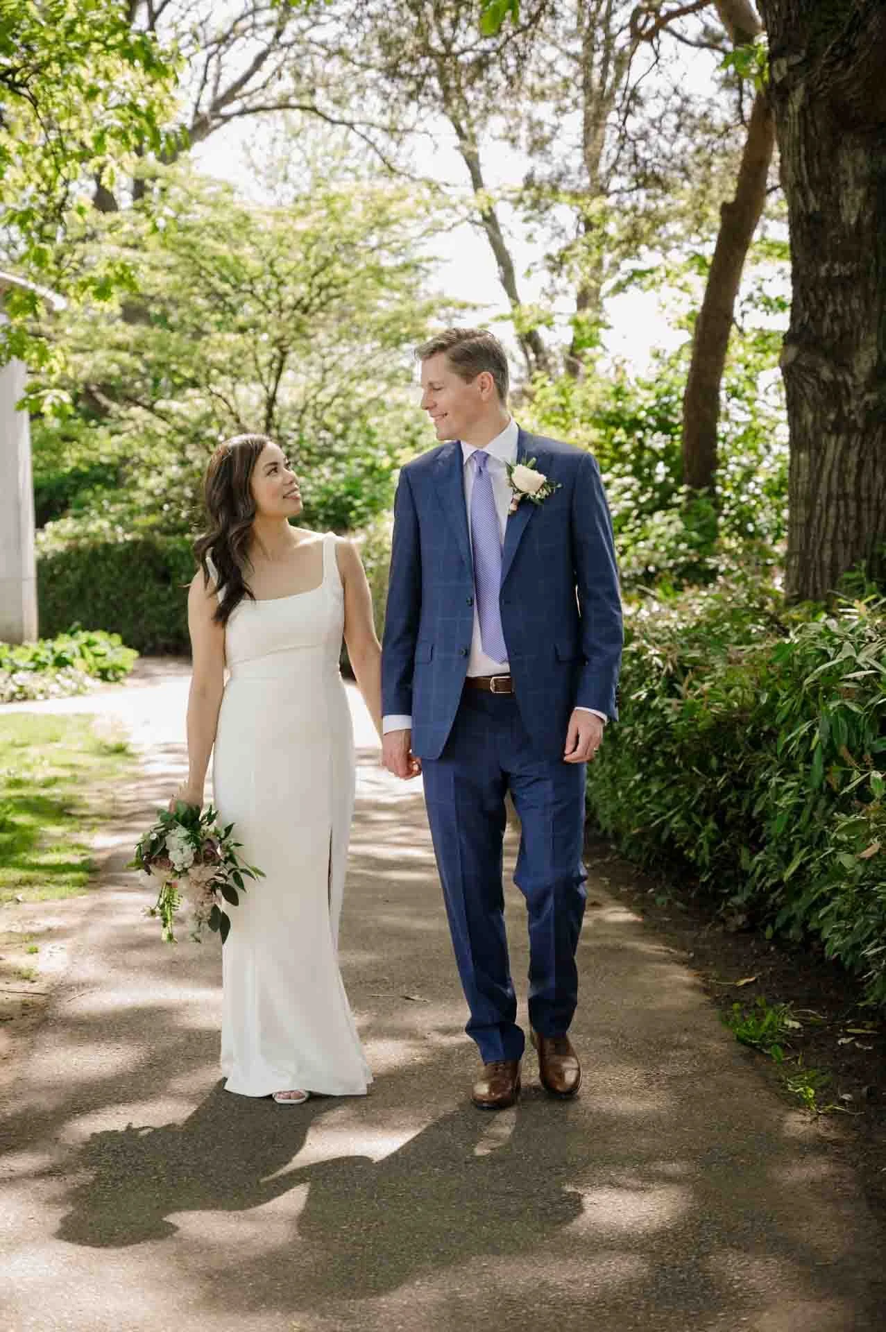 Places to Elope Outdoors in Vancouver 003.jpg