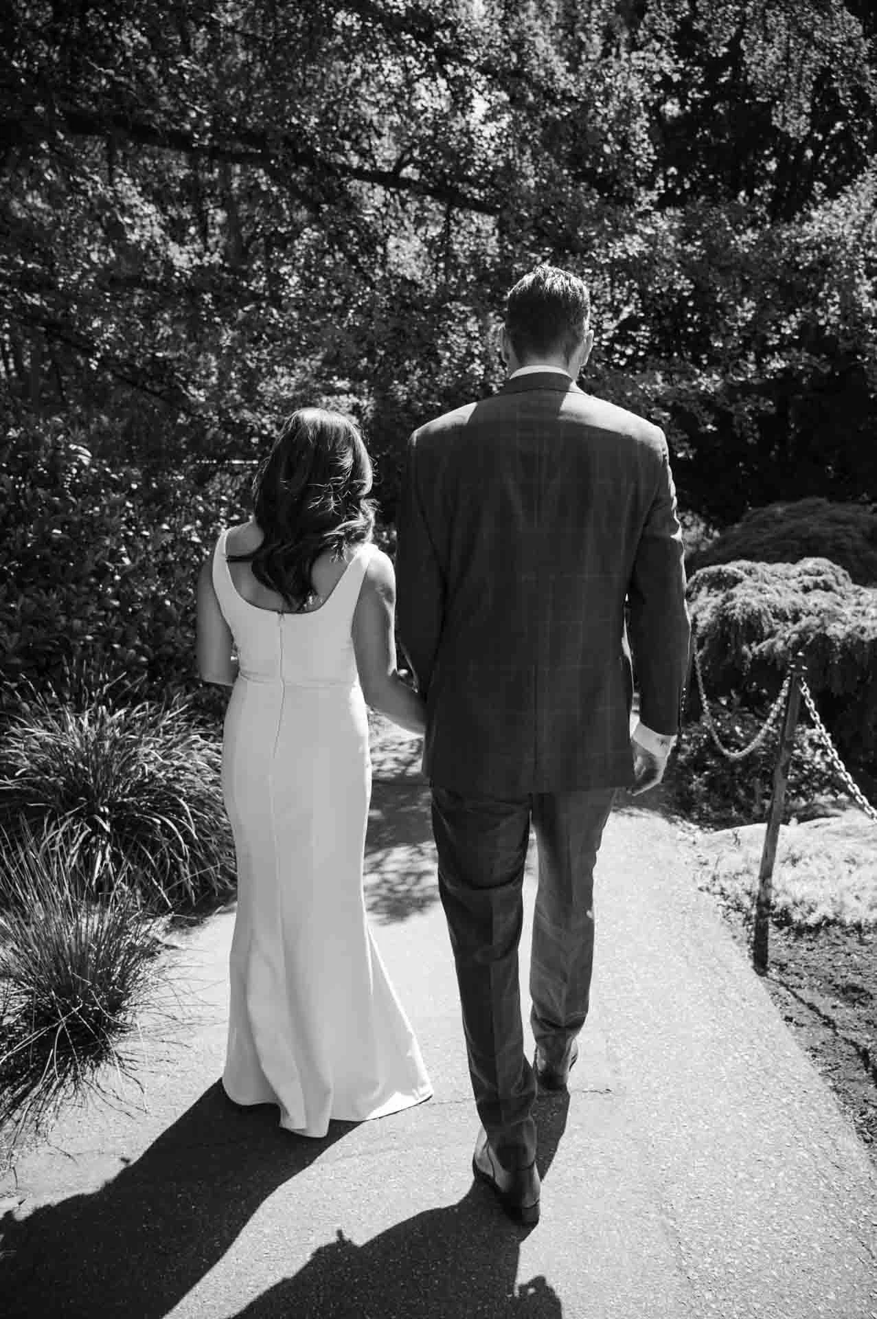 Places to Elope Outdoors in Vancouver 002.jpg