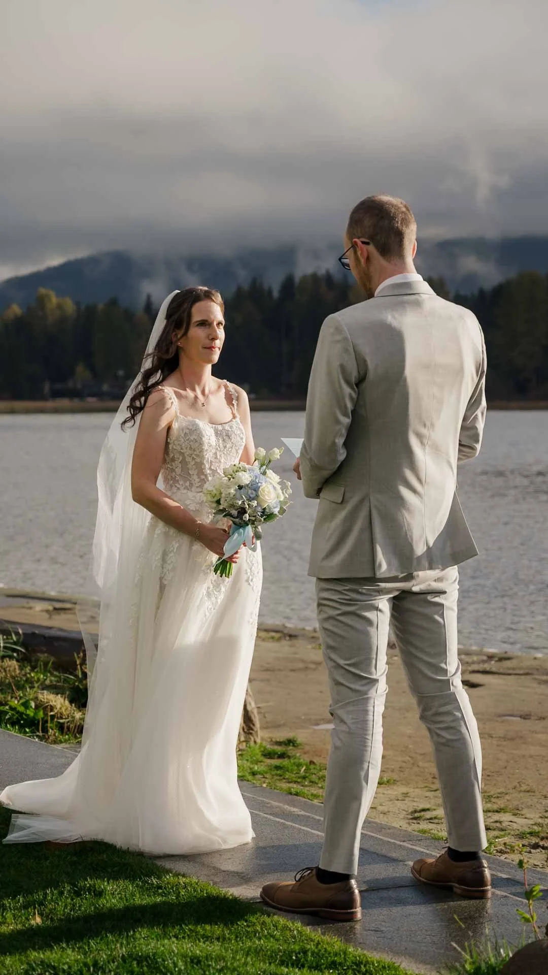 eloping vs wedding 025.jpg