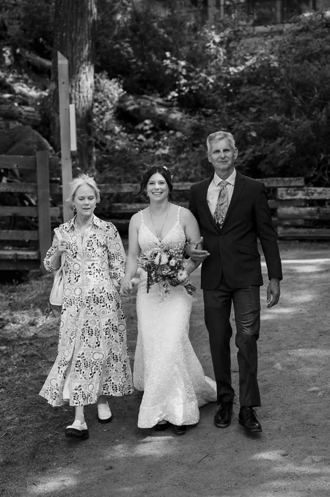 benefits of a micro wedding 022.jpg