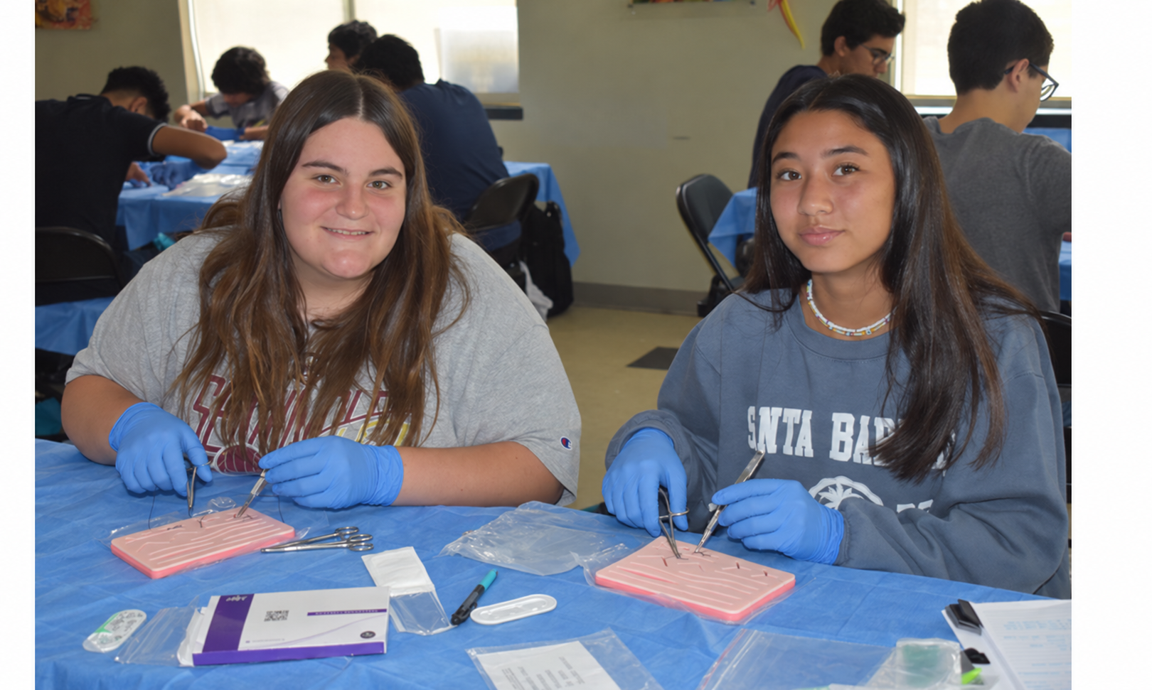 Blue-gloved suturing workshop-7.png