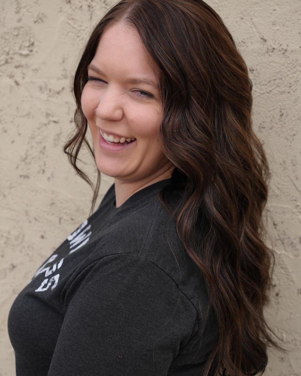 Megix 10-minute color because time is luxury too.
Fast. Gentle. Stunning.
✔️ Less time
✔️ Healthier hair
✔️ Better results
👉 Book it.