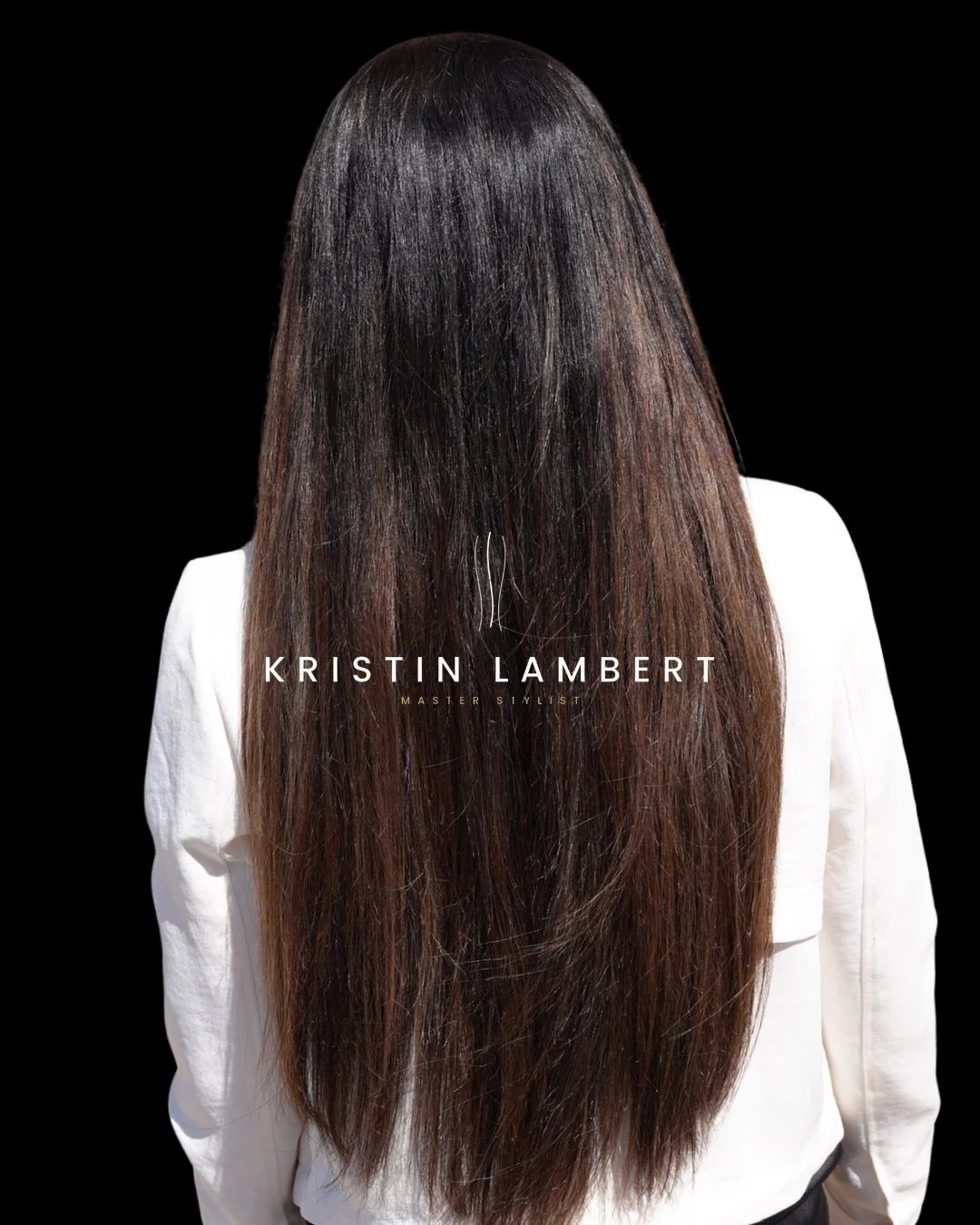 Long, glossy brunette

Length. Shine. Dimension that catches the light from every angle.

This is what healthy, cared-for hair looks like. Whether you want to add length with Genius Weft or bring some warmth back into your color, I'll build a plan ar