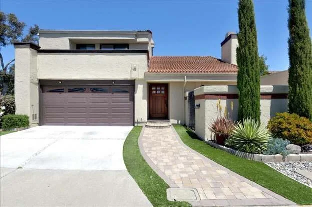 1 Barcelona Circle, Redwood Shores, CA, 94065