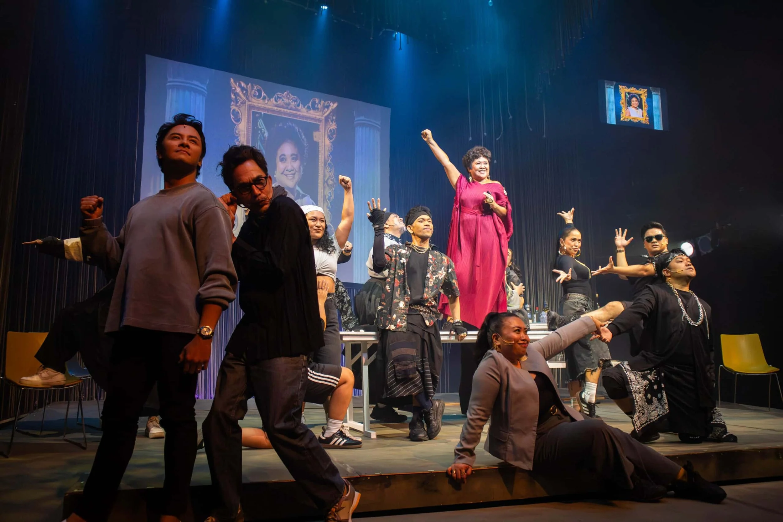 Ang Babae sa Septic Tank 4: Philippine Theater is the Shit!