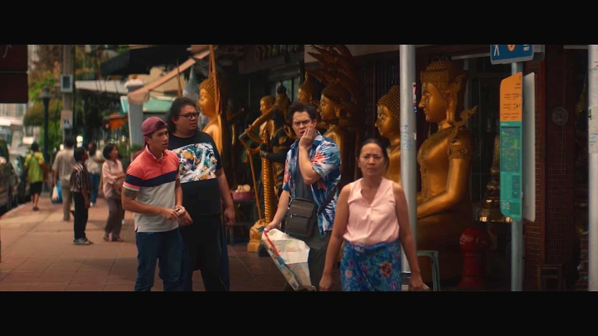 I Am Not Big Bird: Film Review | SINEGANG.ph
