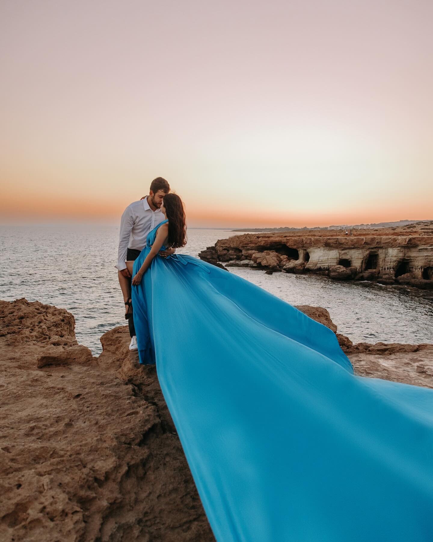 Photoshoot in flying dresses of different colors is available in Cyprus 

Are you planning a visit to our beloved island? Book an amazing photoshoot with our Flying dresses.

We have flying dresses in multiple colours and our Photography is accompani