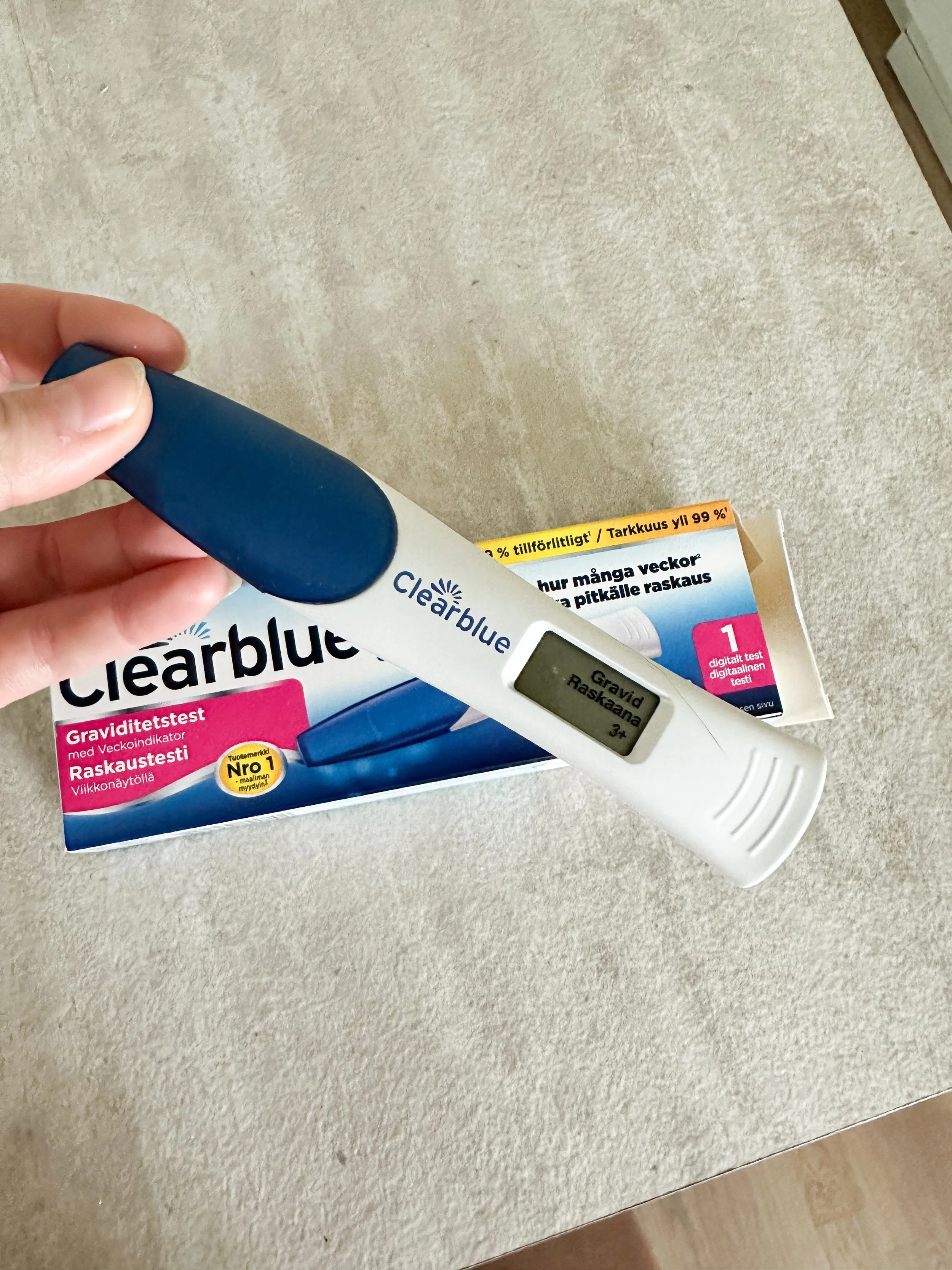  Ensimmäinen ja ainut testi alkuraskaudesta, ei tullu tarvetta kokeilla pitääkö paikkaansa 