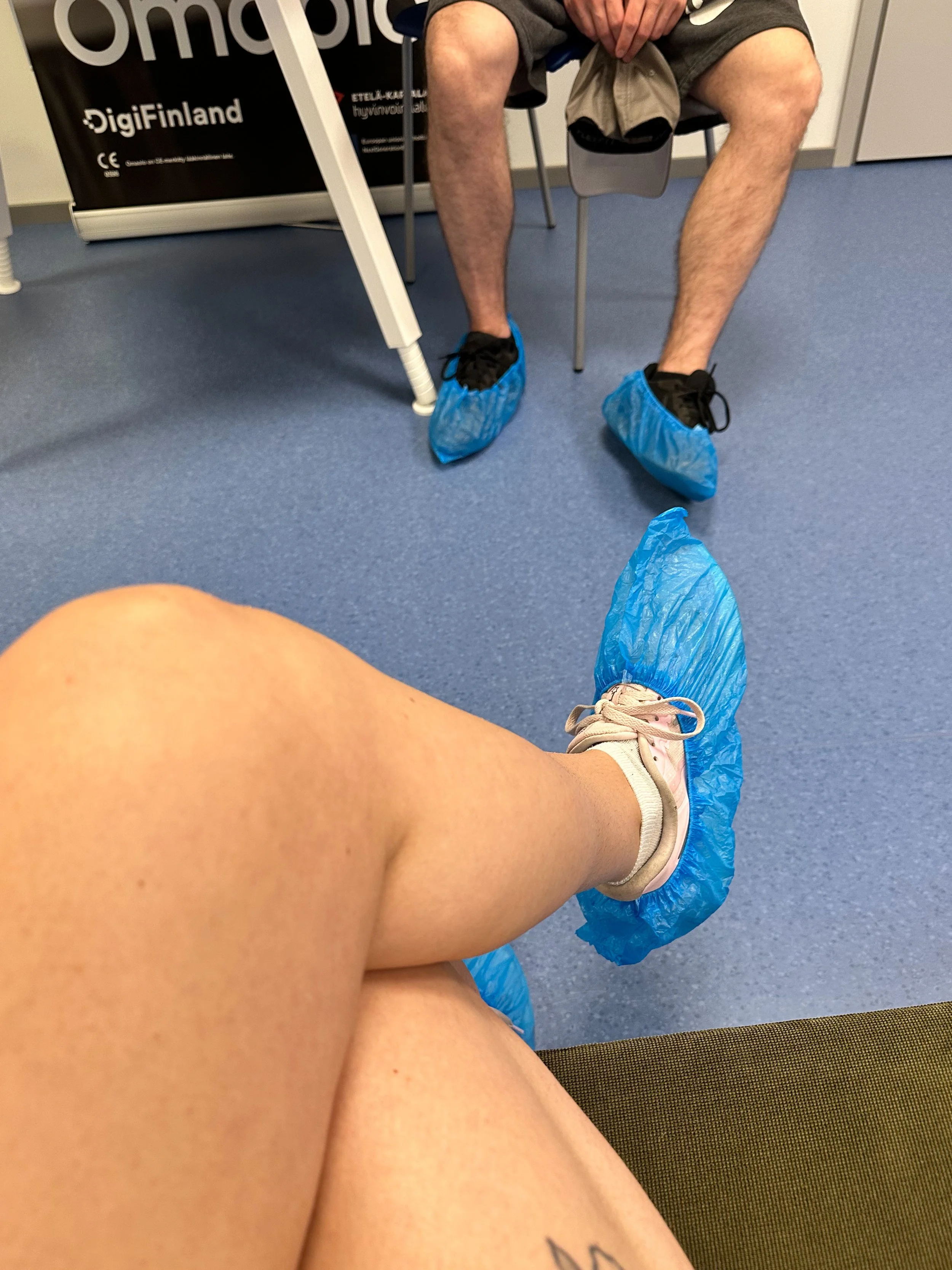  Neuvolassa, täältä tulikin pian lähtö sairaalaan 