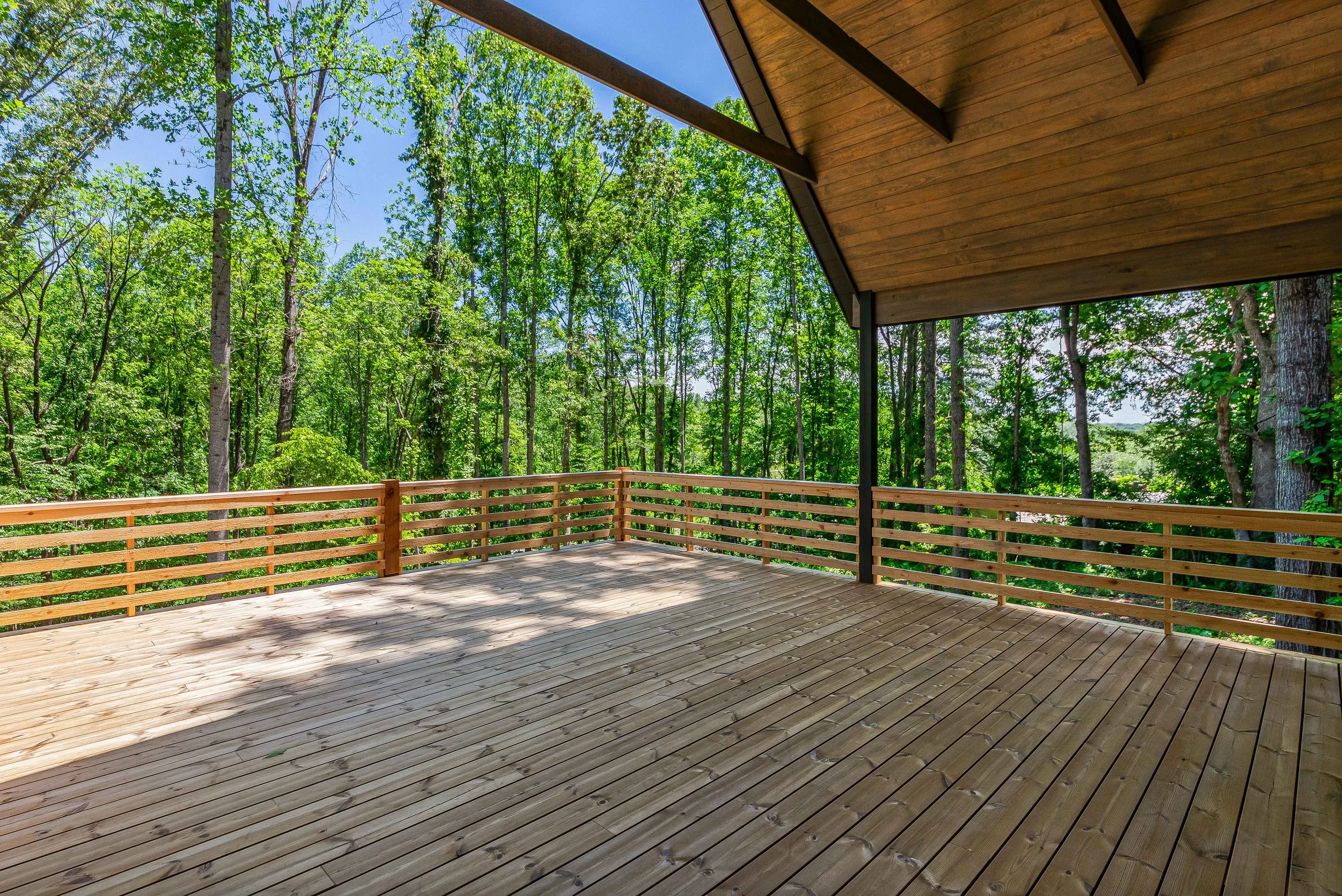 12-117 ENGLISH DR - 12.jpg