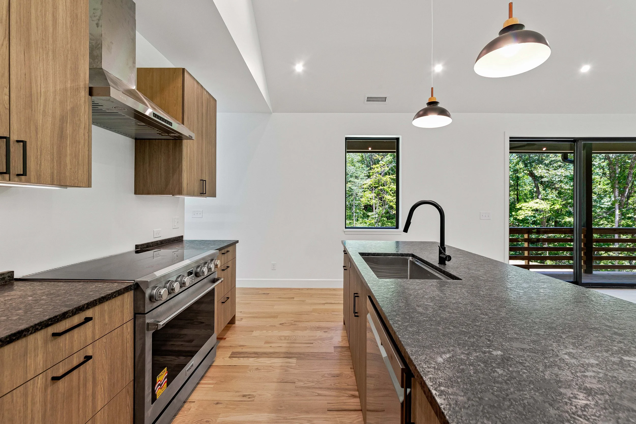 18-117 ENGLISH DR - 18.jpg